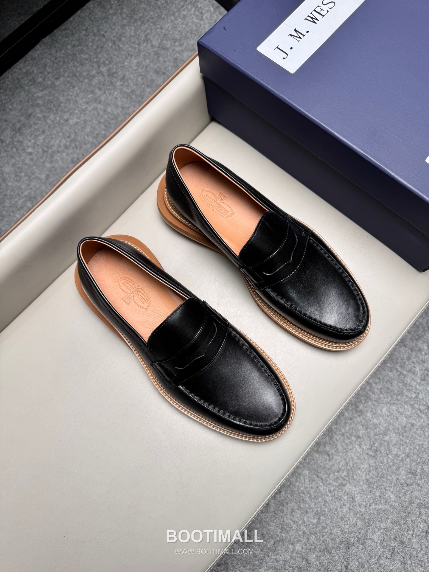 J.M.Weston Penny Calfskin Suede Leather Loafer Shoes with Hand Stitch Detail 제이엠웨스턴 페니 카프스킨 스웨이드 레더 로퍼 슈즈 2.5cm 1