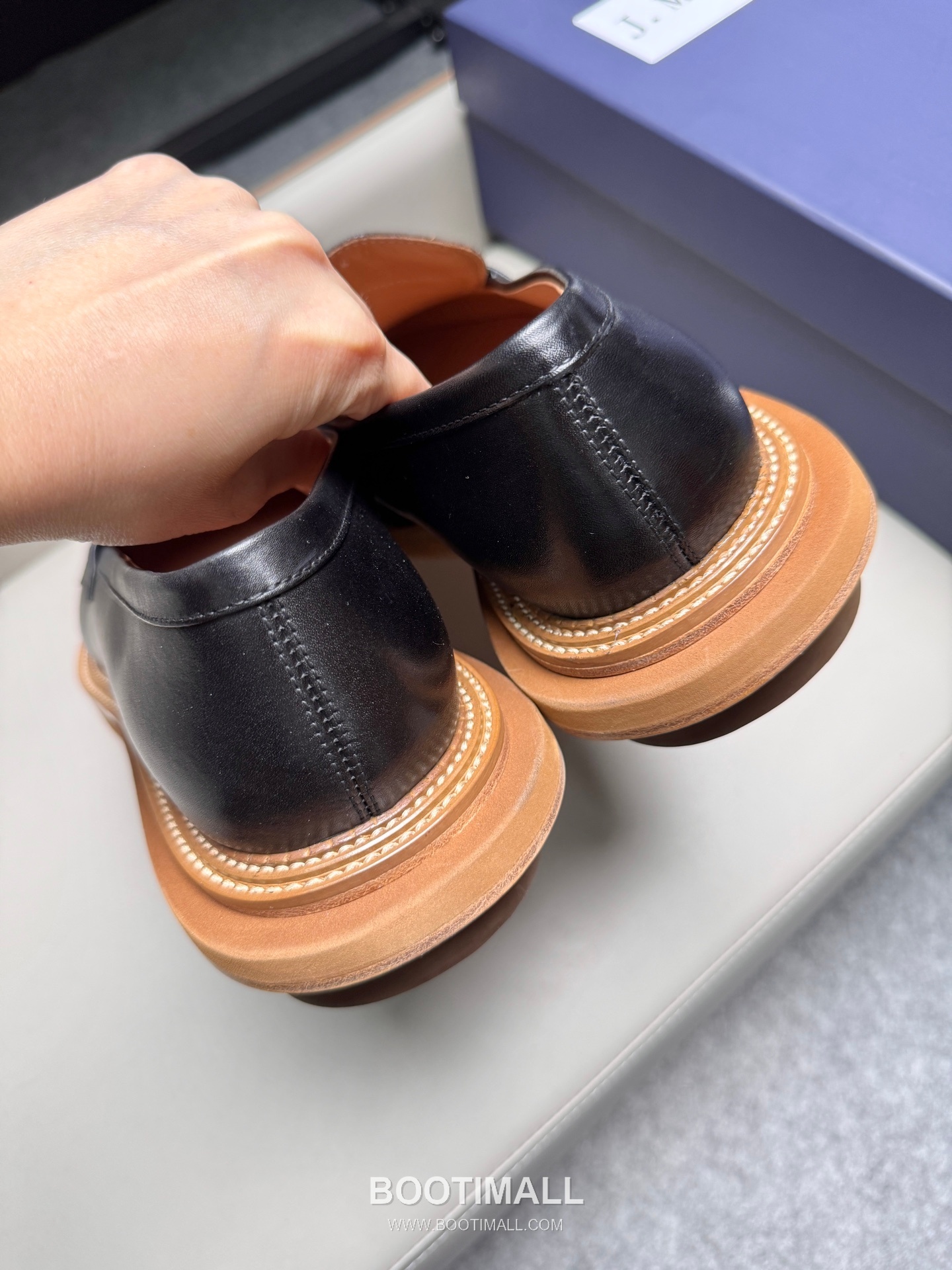 J.M.Weston Penny Calfskin Suede Leather Loafer Shoes with Hand Stitch Detail 제이엠웨스턴 페니 카프스킨 스웨이드 레더 로퍼 슈즈 2.5cm 5