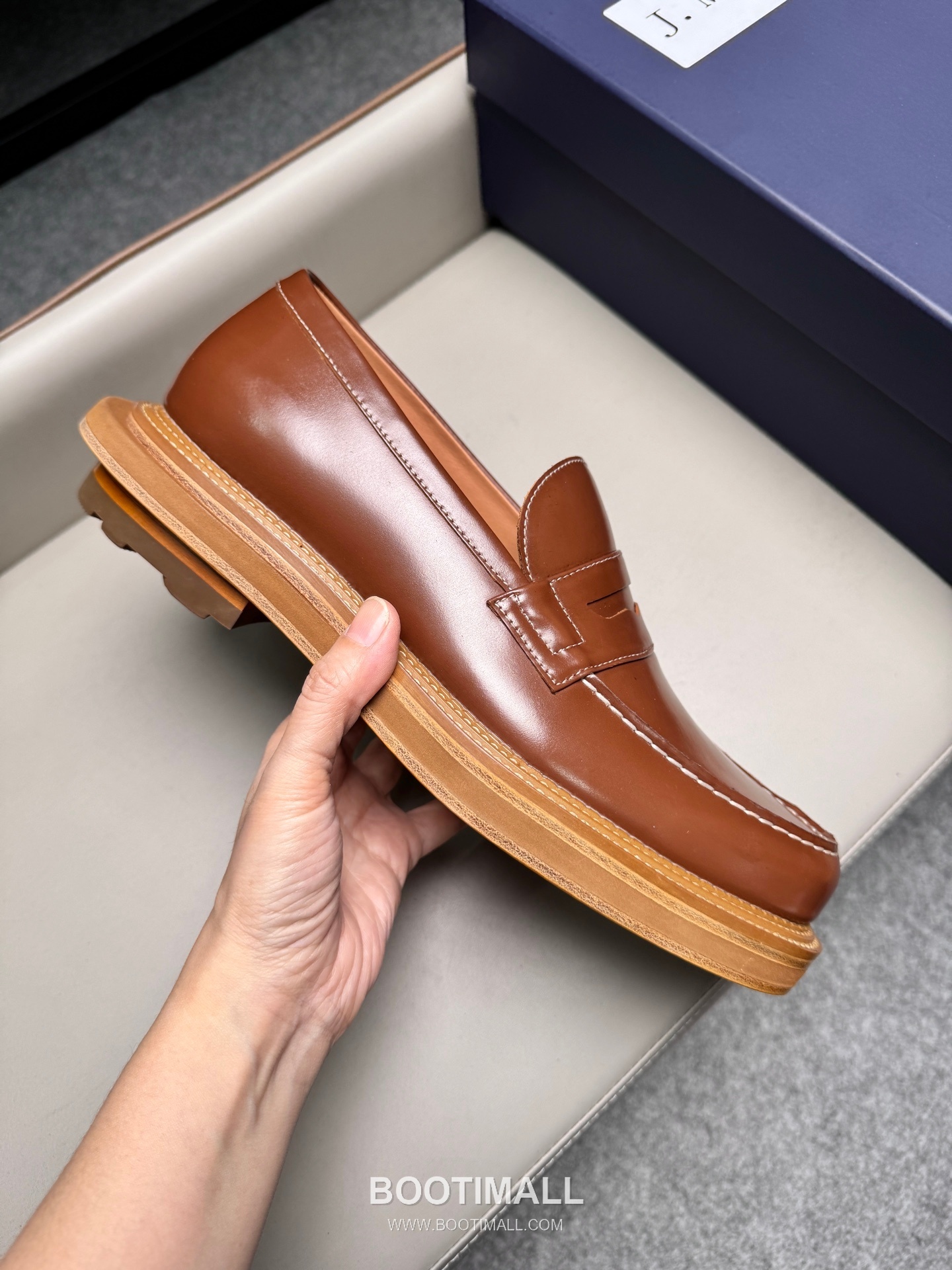 J.M.Weston Penny Calfskin Suede Leather Loafer Shoes with Hand Stitch Detail 제이엠웨스턴 페니 카프스킨 스웨이드 레더 로퍼 슈즈 2.5cm 6