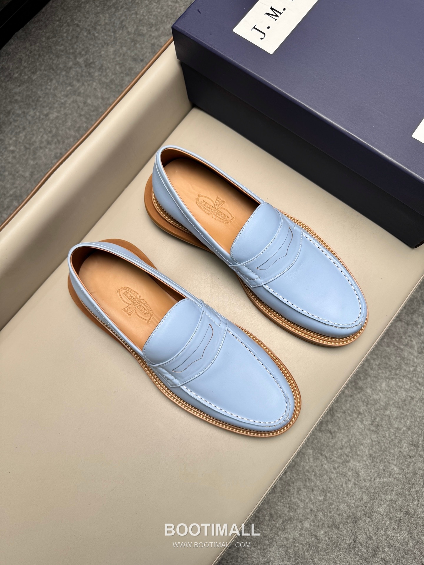 J.M.Weston Penny Calfskin Suede Leather Loafer Shoes with Hand Stitch Detail 제이엠웨스턴 페니 카프스킨 스웨이드 레더 로퍼 슈즈 2.5cm 1