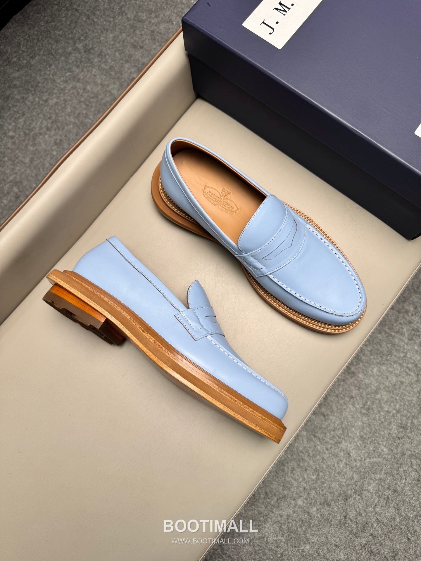 J.M.Weston Penny Calfskin Suede Leather Loafer Shoes with Hand Stitch Detail 제이엠웨스턴 페니 카프스킨 스웨이드 레더 로퍼 슈즈 2.5cm 2