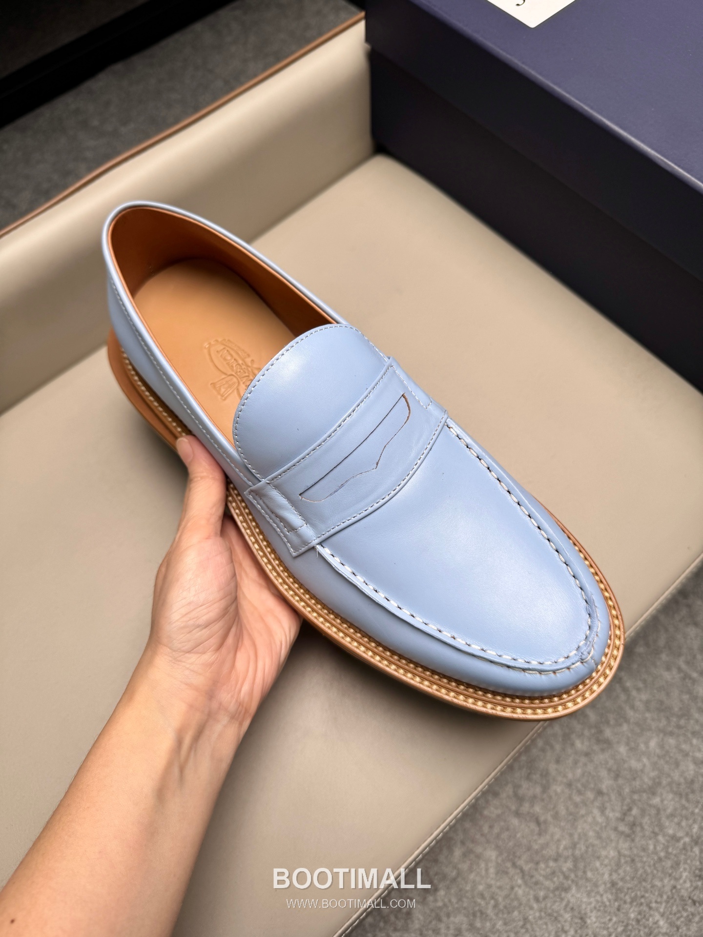 J.M.Weston Penny Calfskin Suede Leather Loafer Shoes with Hand Stitch Detail 제이엠웨스턴 페니 카프스킨 스웨이드 레더 로퍼 슈즈 2.5cm 7