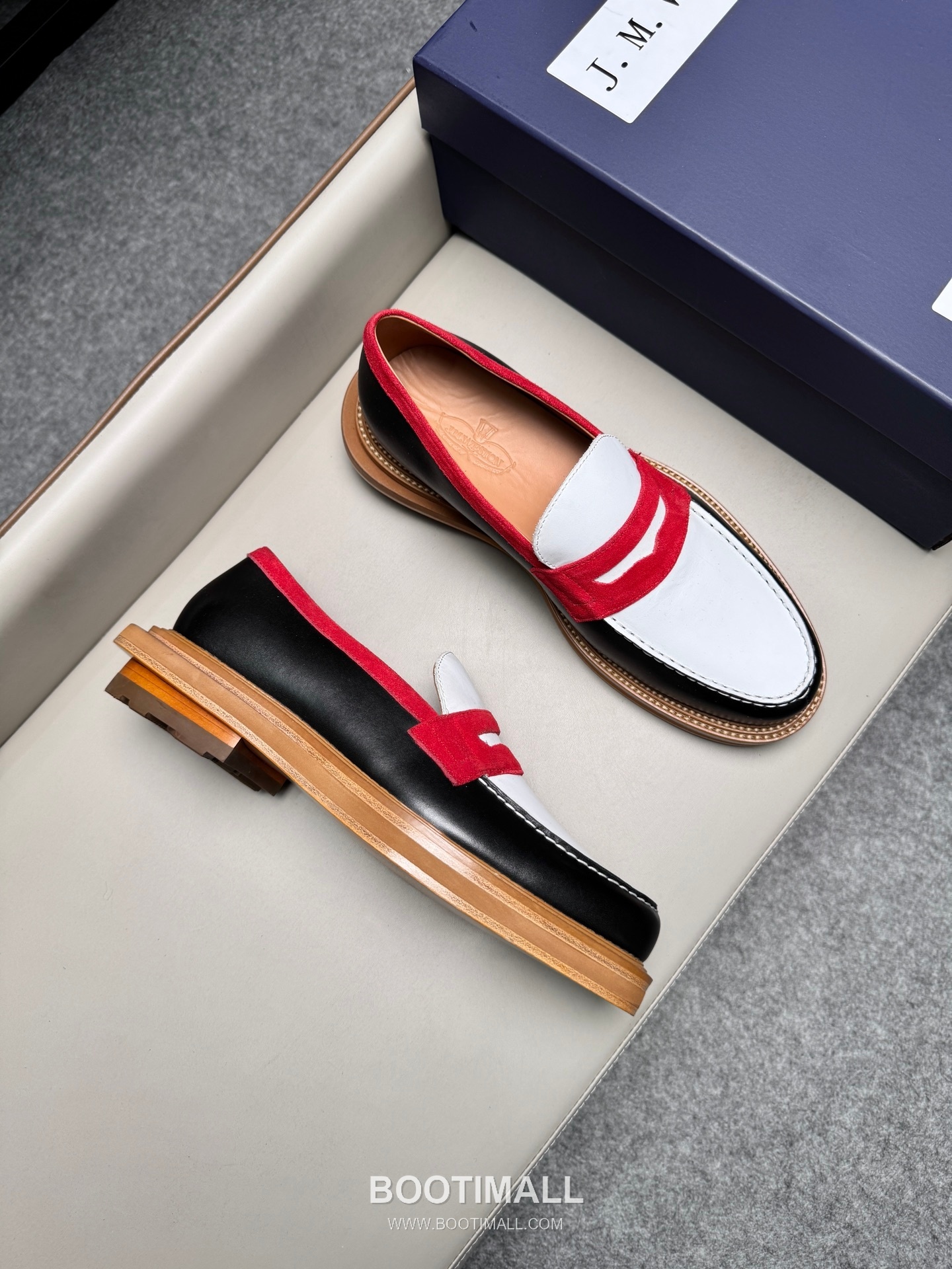 J.M.Weston Penny Calfskin Suede Leather Loafer Shoes with Hand Stitch Detail 제이엠웨스턴 페니 카프스킨 스웨이드 레더 로퍼 슈즈 2.5cm 2