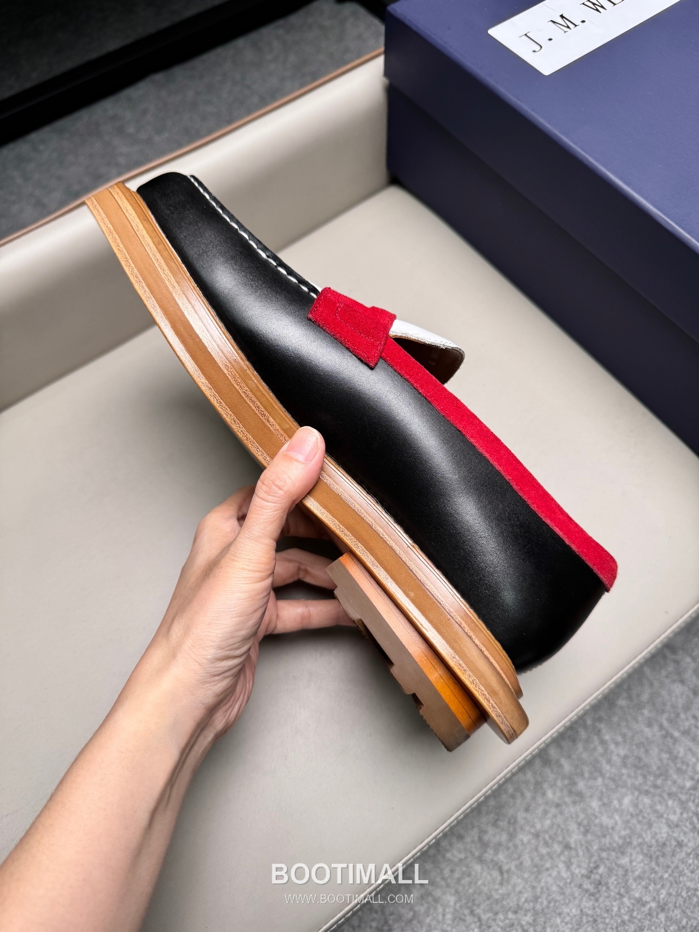 J.M.Weston Penny Calfskin Suede Leather Loafer Shoes with Hand Stitch Detail 제이엠웨스턴 페니 카프스킨 스웨이드 레더 로퍼 슈즈 2.5cm 8