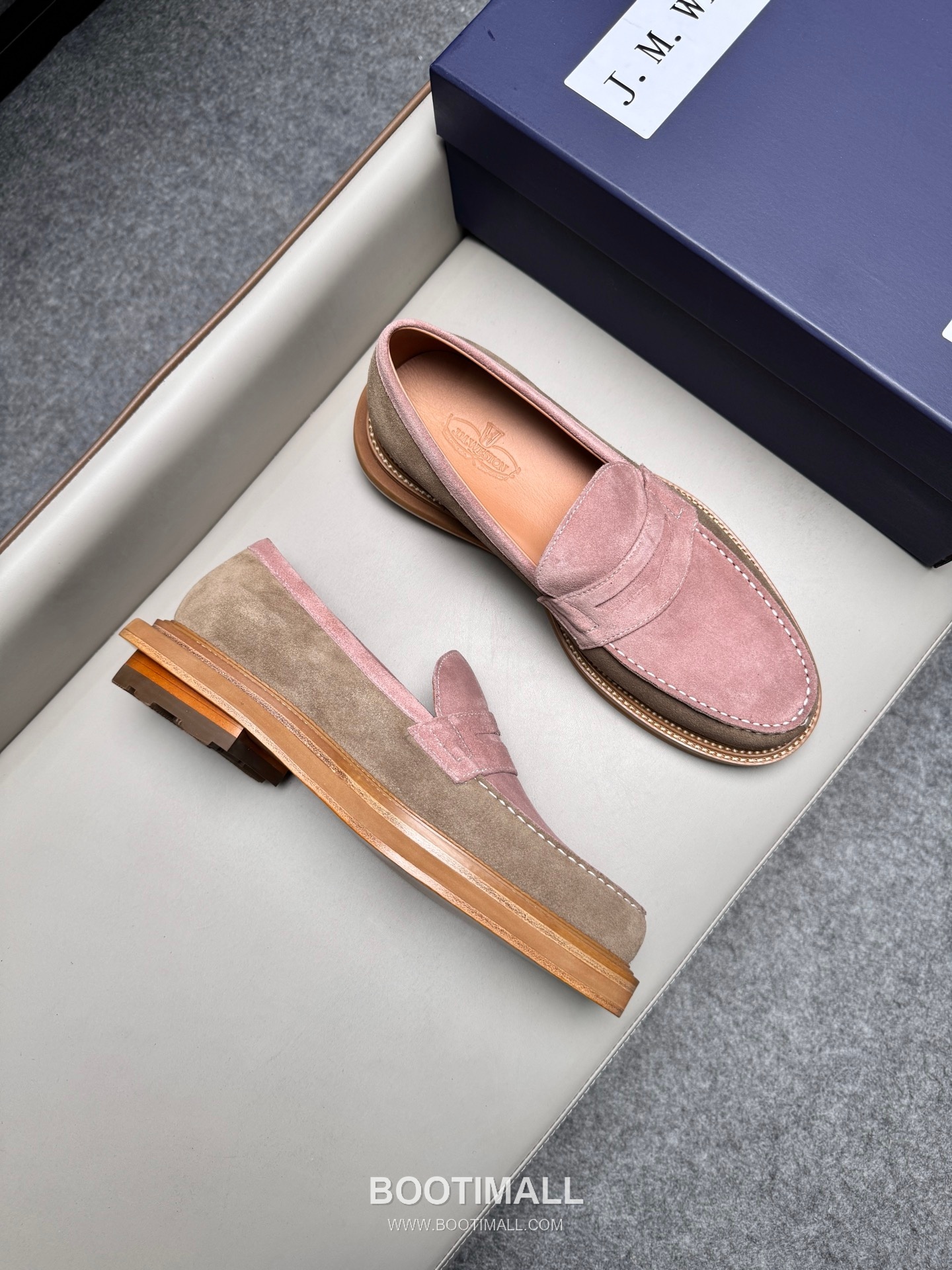 J.M.Weston Penny Calfskin Suede Leather Loafer Shoes with Hand Stitch Detail 제이엠웨스턴 페니 카프스킨 스웨이드 레더 로퍼 슈즈 2.5cm 2