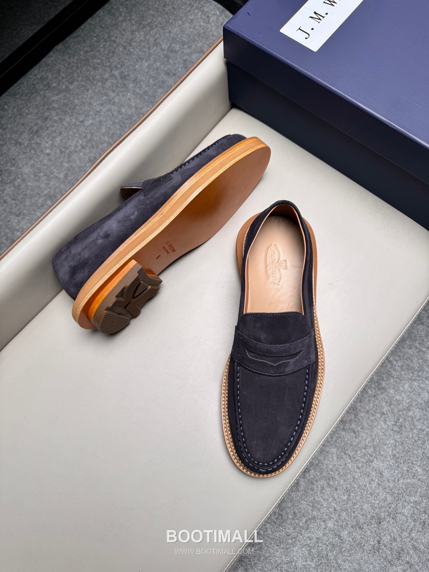 J.M.Weston Penny Calfskin Suede Leather Loafer Shoes with Hand Stitch Detail 제이엠웨스턴 페니 카프스킨 스웨이드 레더 로퍼 슈즈 2.5cm 3