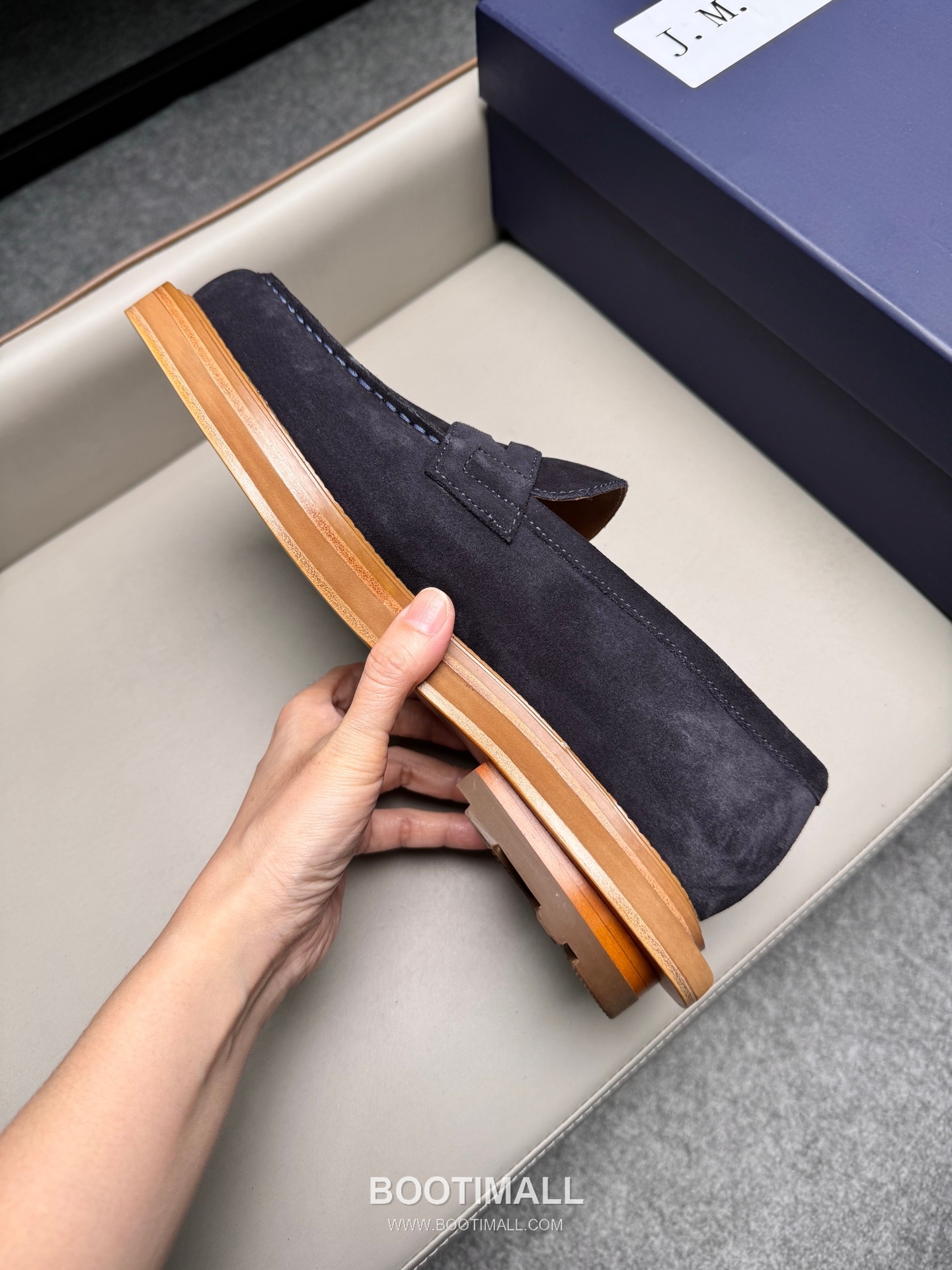 J.M.Weston Penny Calfskin Suede Leather Loafer Shoes with Hand Stitch Detail 제이엠웨스턴 페니 카프스킨 스웨이드 레더 로퍼 슈즈 2.5cm 8