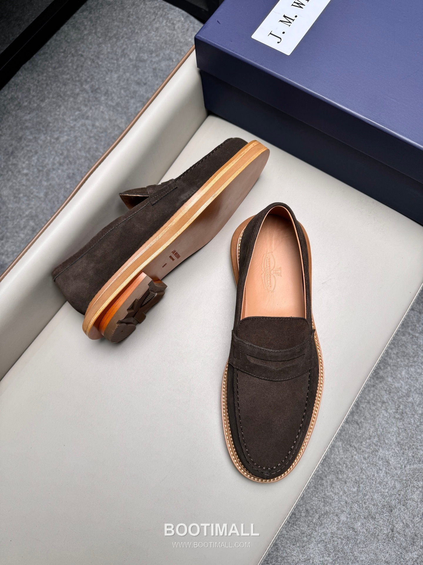 J.M.Weston Penny Calfskin Suede Leather Loafer Shoes with Hand Stitch Detail 제이엠웨스턴 페니 카프스킨 스웨이드 레더 로퍼 슈즈 2.5cm 3