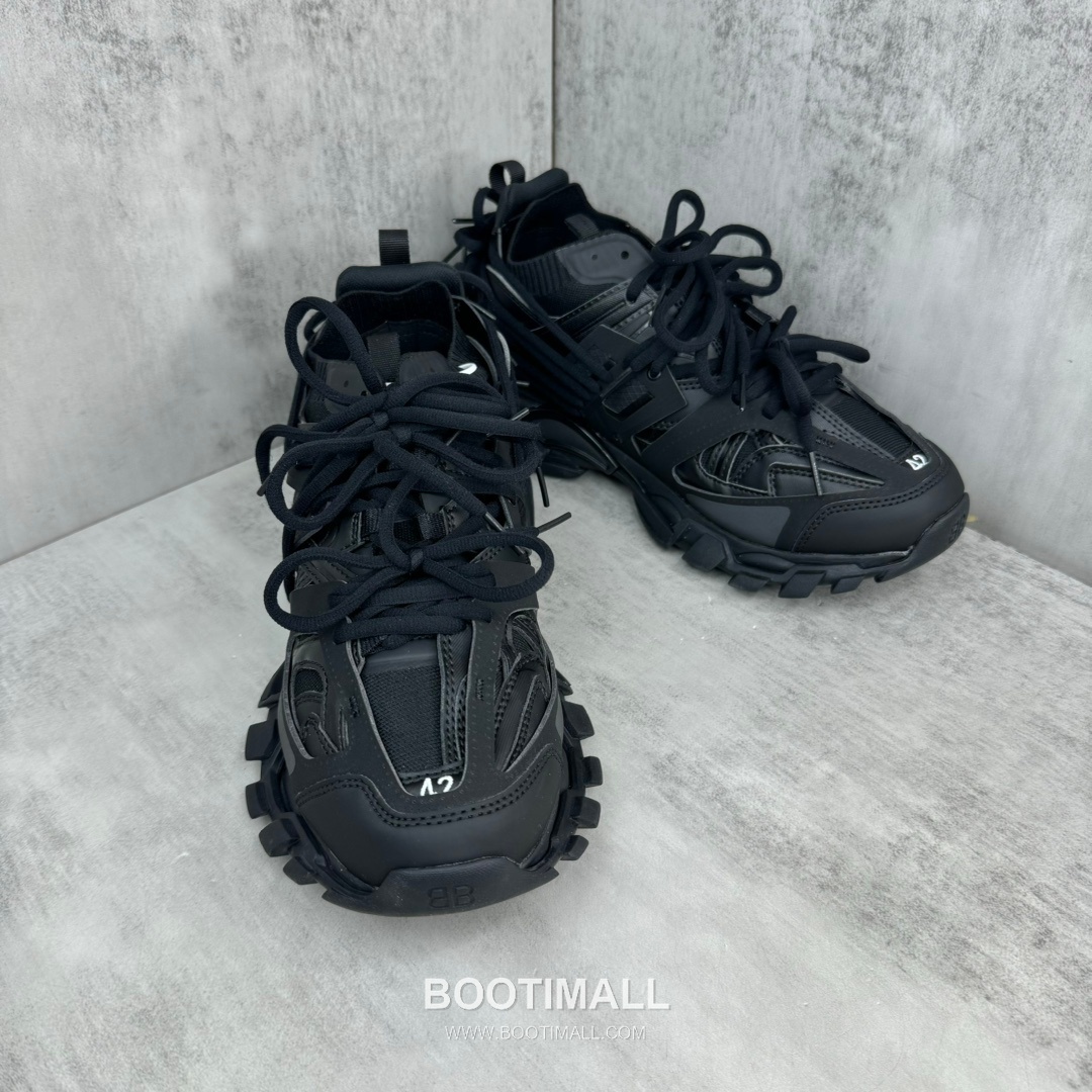 Balenciaga Track 3.0 Mesh Nylon Chunky Sneakers with Layered Strap TPU Detail 발렌시아가 트랙 3.0 메쉬 나일론 청키 스니커즈 레이어드 스트랩 TPU 디테일 3cm 2