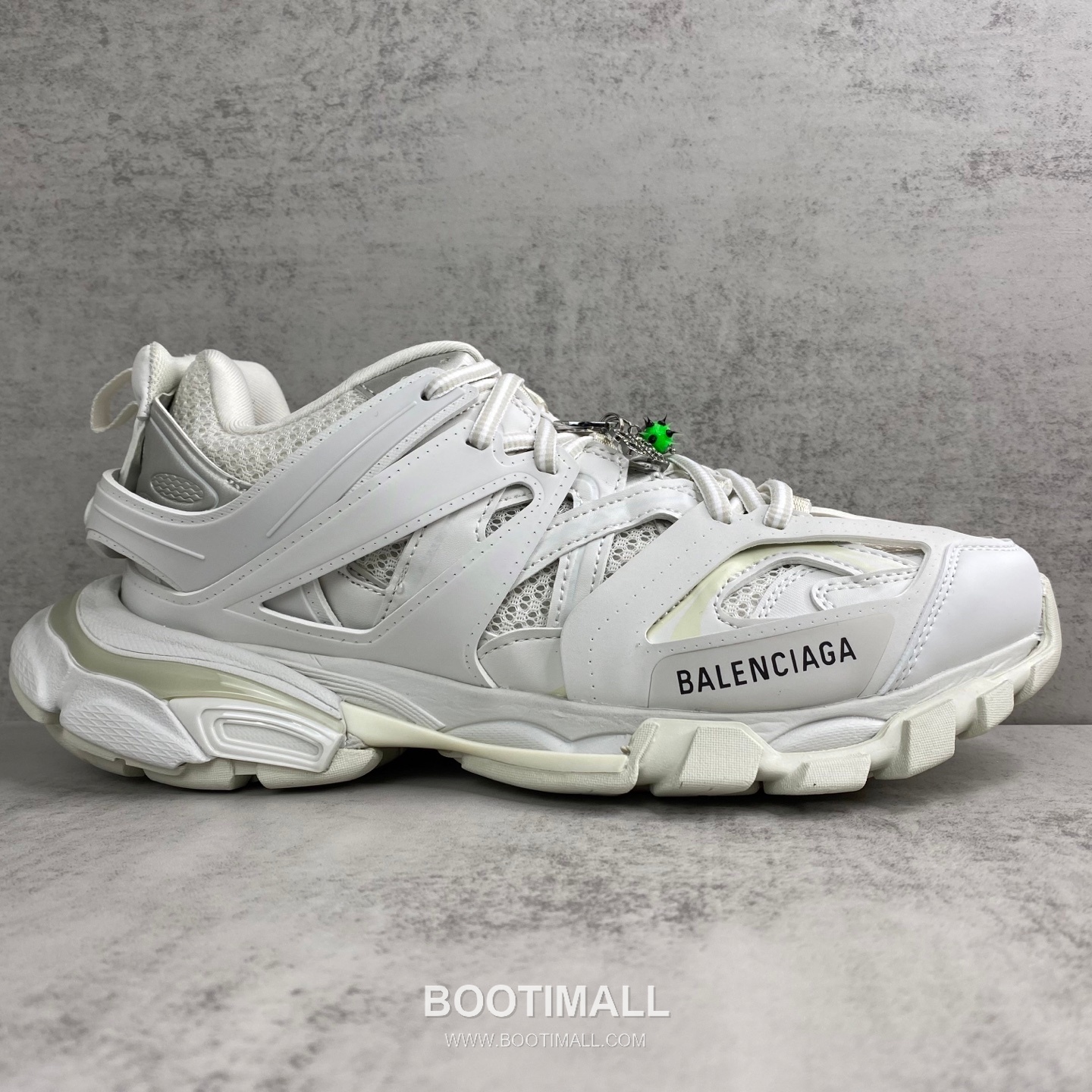 Balenciaga Track Mesh Nylon Chunky Sneakers with Layered Panel TPU Logo Detail 발렌시아가 트랙 메쉬 나일론 청키 스니커즈 레이어드 패널 TPU 로고 디테일 3cm 6