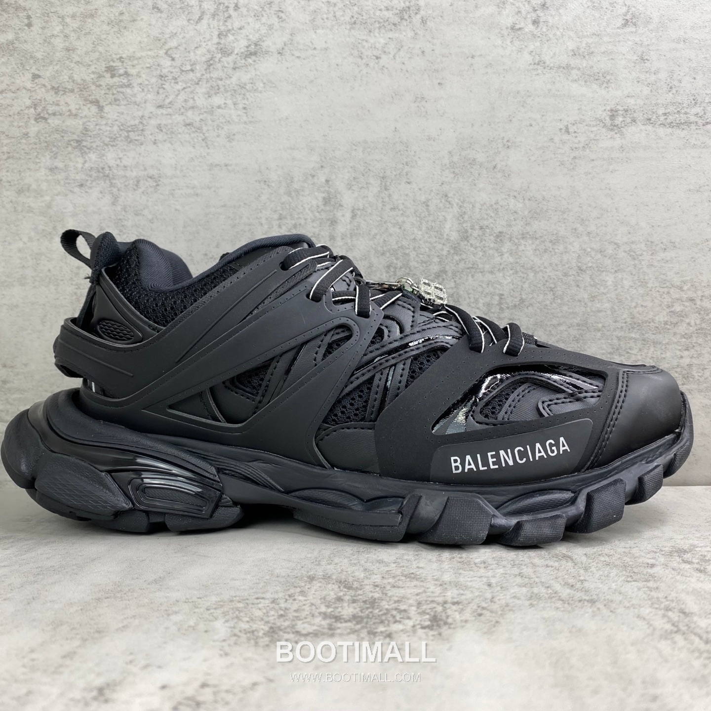 Balenciaga Track Mesh Nylon Chunky Sneakers with Layered Panel TPU Logo Detail 발렌시아가 트랙 메쉬 나일론 청키 스니커즈 레이어드 패널 TPU 로고 디테일 3cm 6