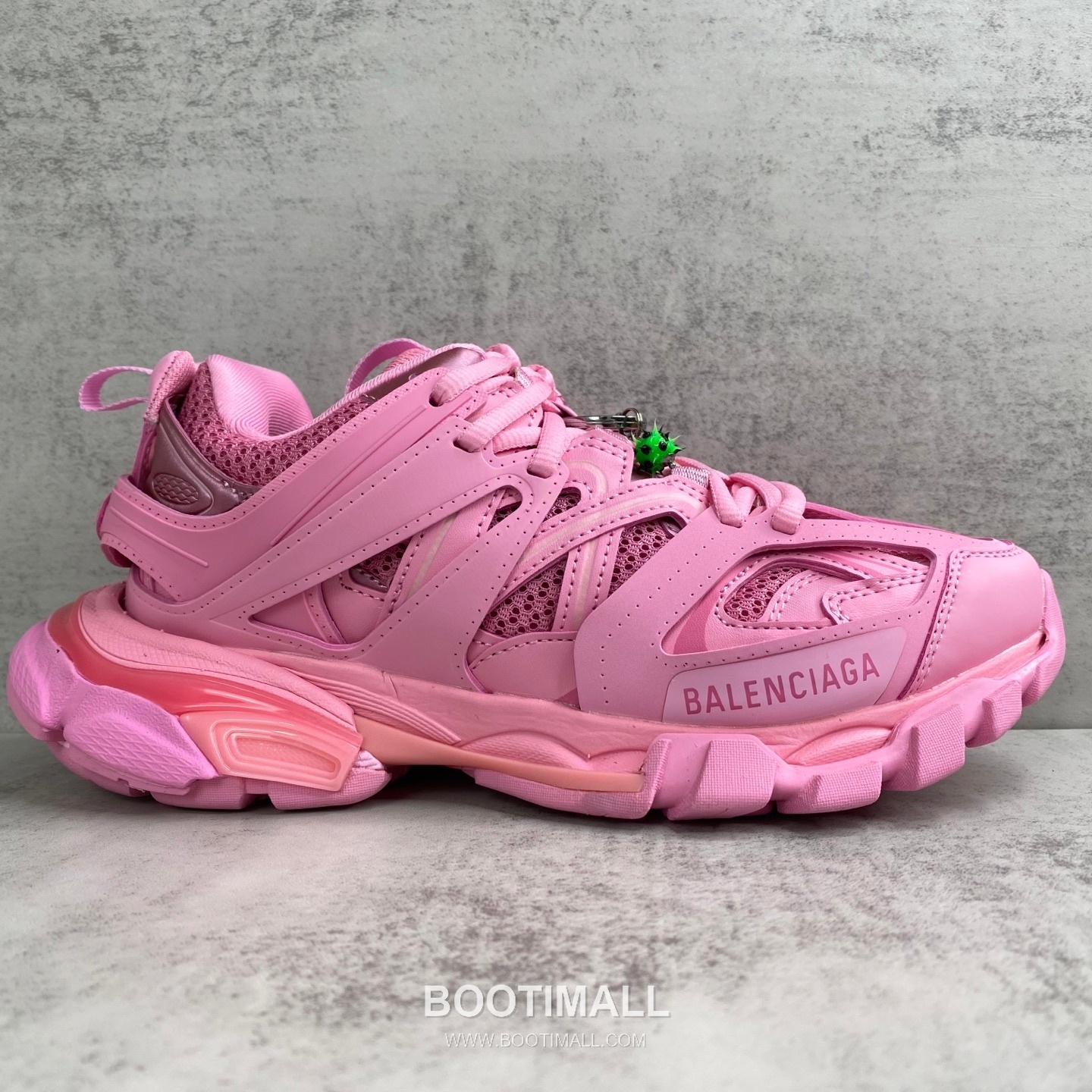 Balenciaga Track Mesh Nylon Chunky Sneakers with Layered Panel TPU Logo Detail 발렌시아가 트랙 메쉬 나일론 청키 스니커즈 레이어드 패널 TPU 로고 디테일 3cm 6