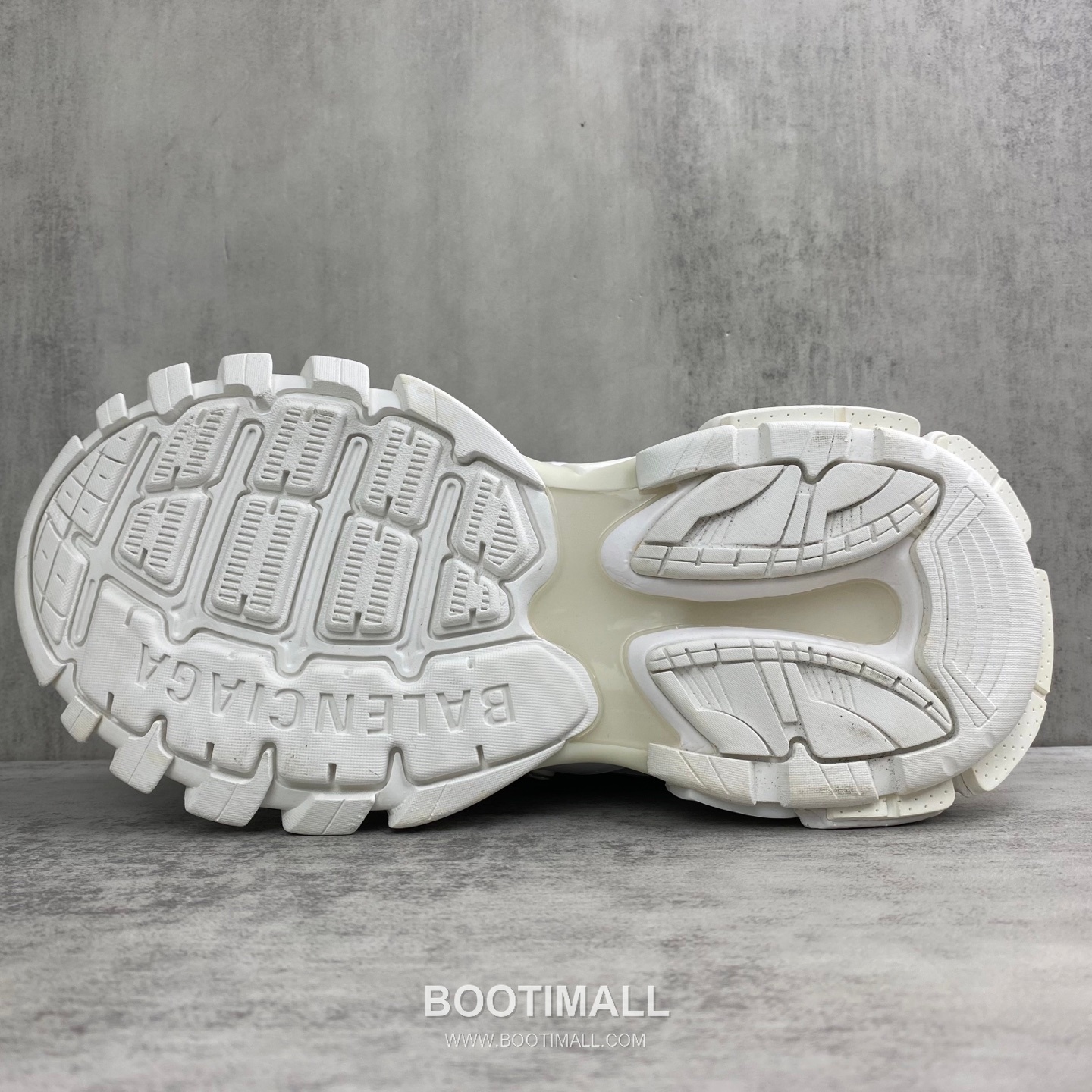 Balenciaga Track Mesh Nylon Chunky Sneakers with Outdoor Concept TPU Layered Detail 발렌시아가 트랙 메쉬 나일론 청키 스니커즈 아웃도어 컨셉 TPU 레이어드 디테일 3cm 8