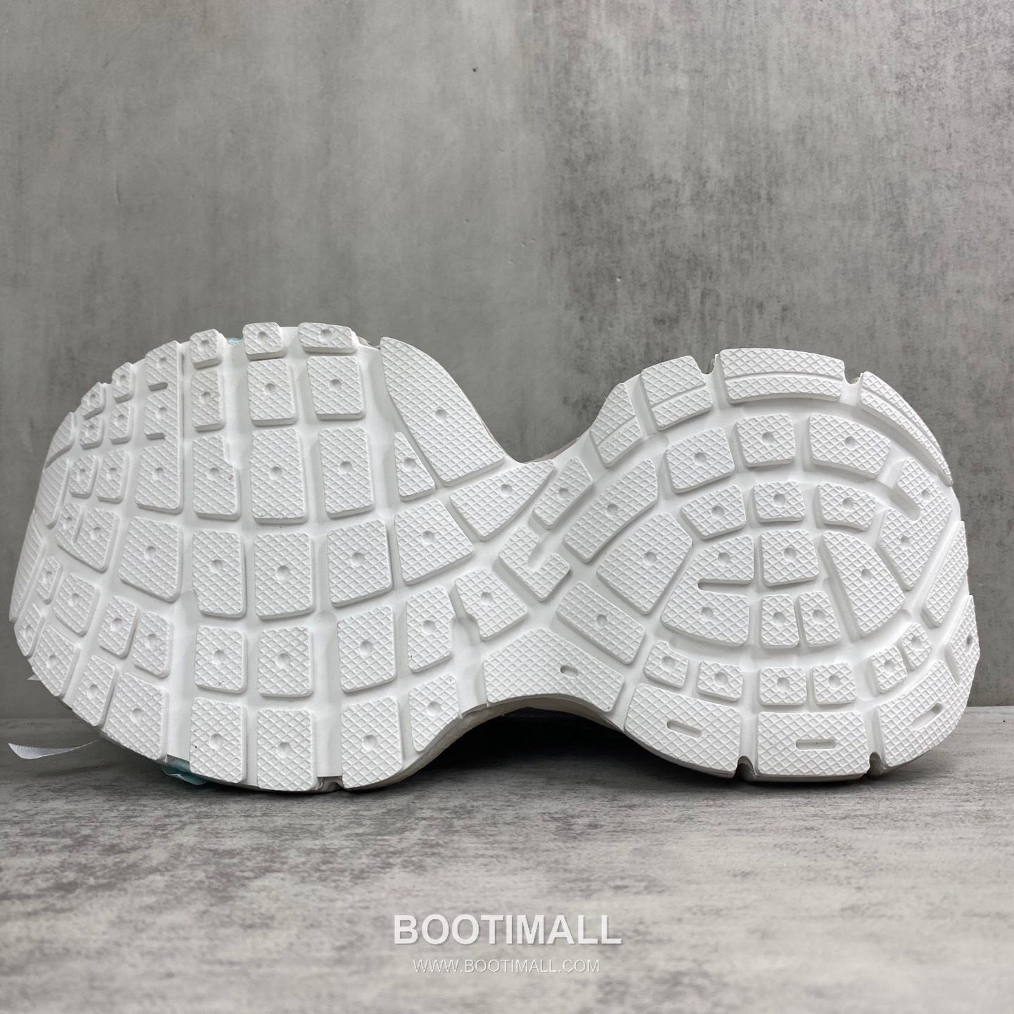 Balenciaga 3XL Denim Mesh Polyurethane Chunky Sneakers with Lace Ribbon Reflective Detail 발렌시아가 3XL 데님 메쉬 폴리우레탄 청키 스니커즈 레이스 리본 리플렉티브 디테일 3cm 8