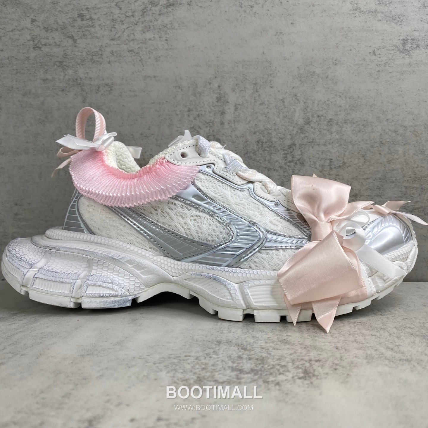 Balenciaga 3XL Denim Mesh Polyurethane Chunky Sneakers with Lace Ribbon Reflective Detail 발렌시아가 3XL 데님 메쉬 폴리우레탄 청키 스니커즈 레이스 리본 리플렉티브 디테일 3cm 6