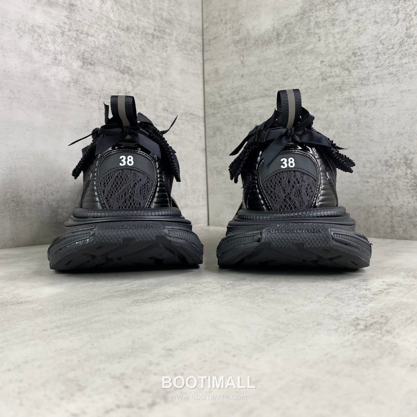 Balenciaga 3XL Denim Mesh Polyurethane Chunky Sneakers with Lace Ribbon Reflective Detail 발렌시아가 3XL 데님 메쉬 폴리우레탄 청키 스니커즈 레이스 리본 리플렉티브 디테일 3cm 5