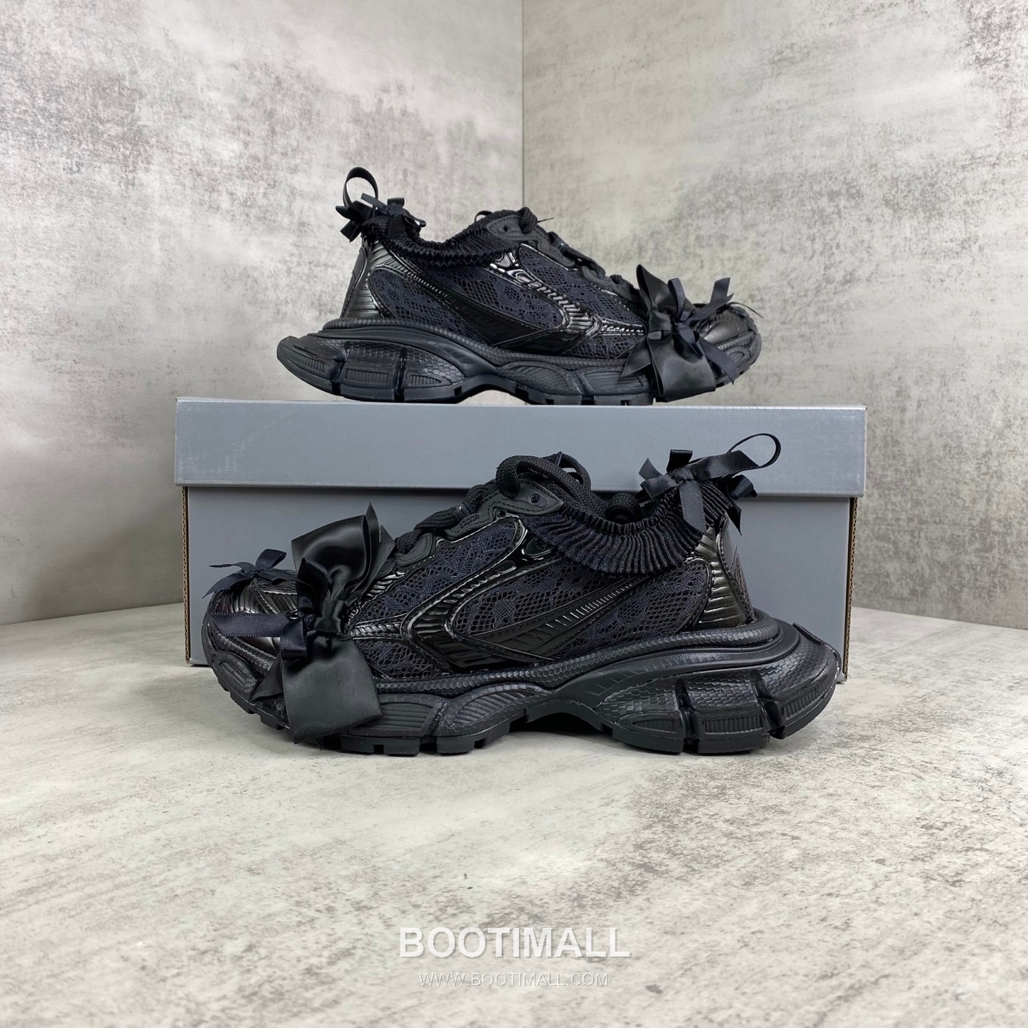 Balenciaga 3XL Denim Mesh Polyurethane Chunky Sneakers with Lace Ribbon Reflective Detail 발렌시아가 3XL 데님 메쉬 폴리우레탄 청키 스니커즈 레이스 리본 리플렉티브 디테일 3cm 9