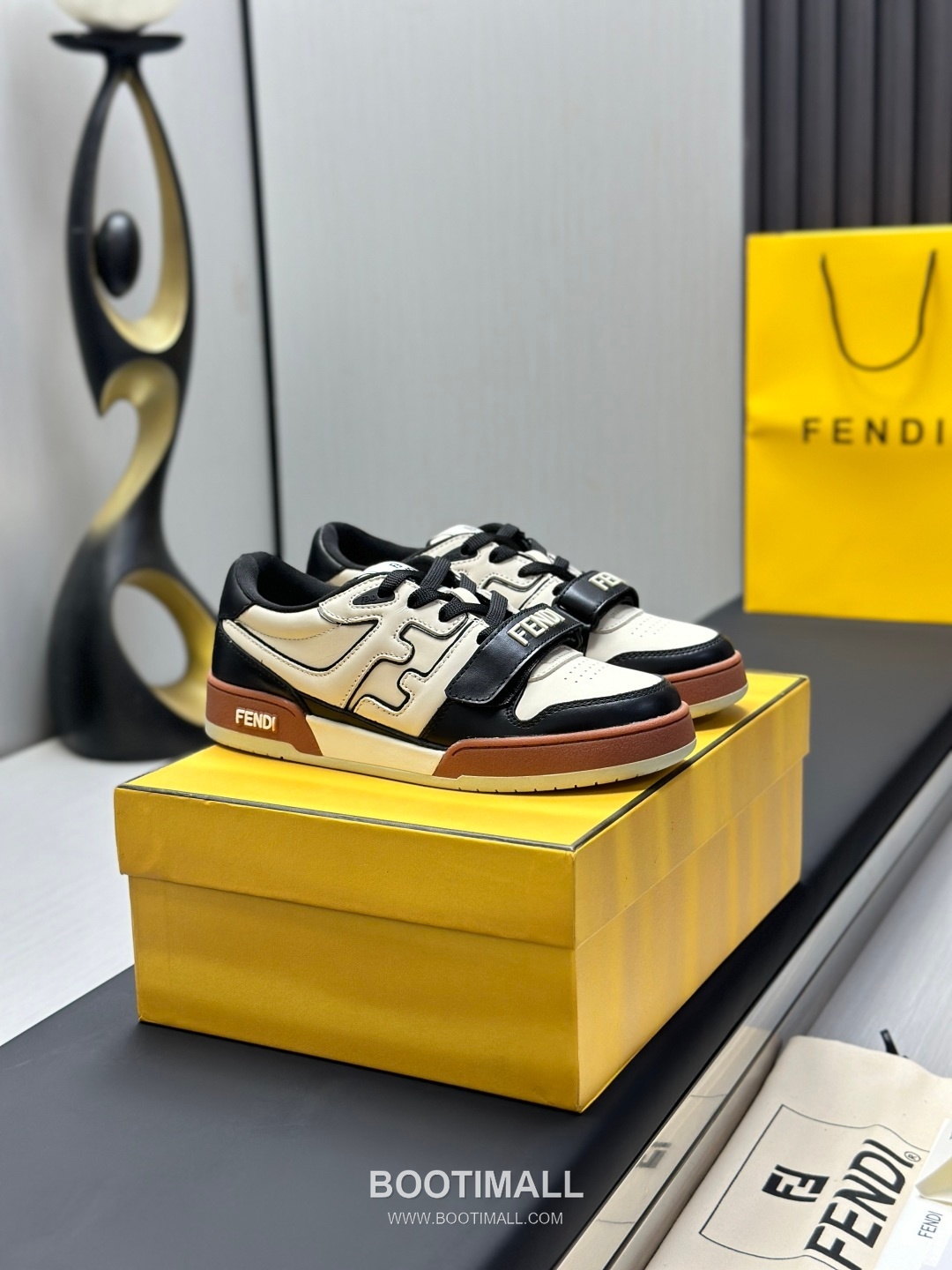 Fendi Match Suede Leather Low Sneakers with FF Stitch Logo Rubber Sole Detail 펜디 매치 스웨이드 레더 로우 스니커즈 FF 스티치 로고 러버솔 디테일 3cm 2