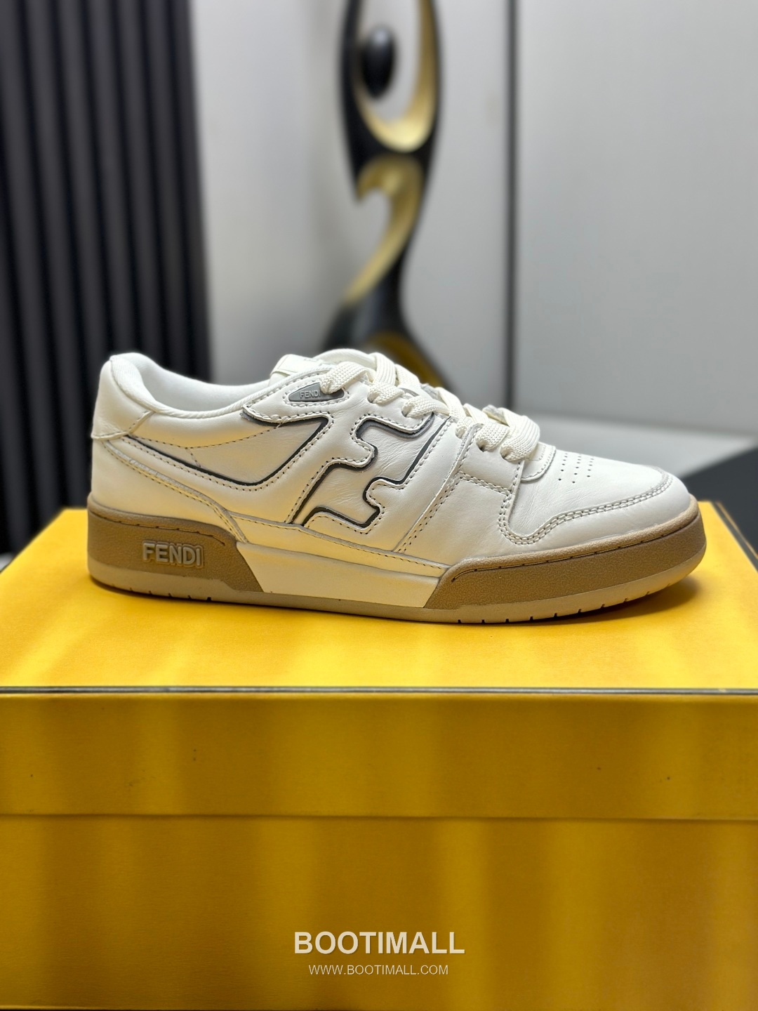 Fendi Match Suede Calfskin Leather Low Sneakers with FF Stitch Logo Embossed Sole Detail 펜디 매치 스웨이드 카프스킨 레더 로우 스니커즈 FF 스티치 로고 엠보싱 솔 디테일 3cm 9