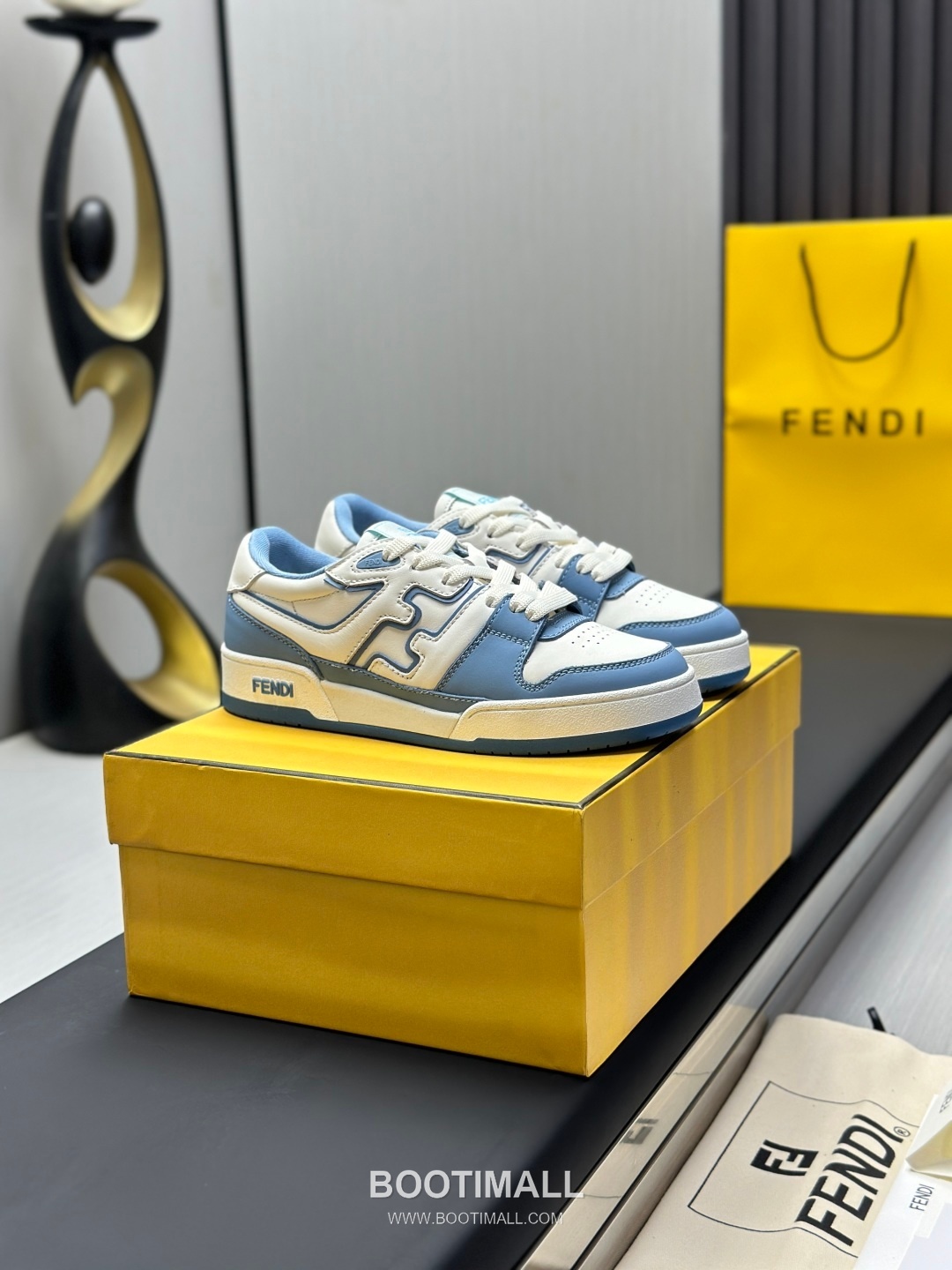 Fendi Match Suede Calfskin Leather Low Sneakers with FF Stitch Logo Embossed Sole Detail 펜디 매치 스웨이드 카프스킨 레더 로우 스니커즈 FF 스티치 로고 엠보싱 솔 디테일 3cm 2
