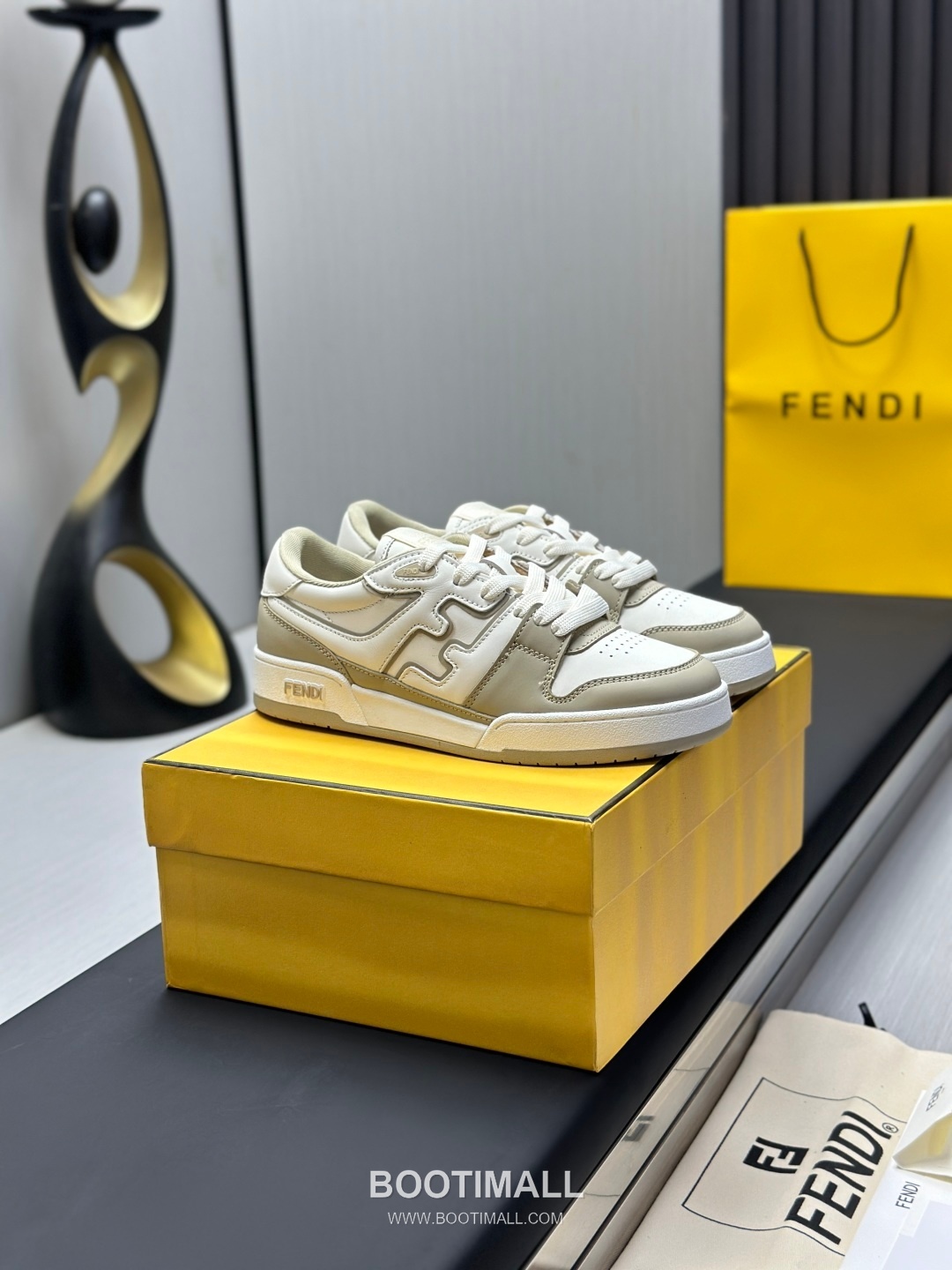 Fendi Match Suede Calfskin Leather Low Sneakers with FF Stitch Logo Embossed Sole Detail 펜디 매치 스웨이드 카프스킨 레더 로우 스니커즈 FF 스티치 로고 엠보싱 솔 디테일 3cm 2