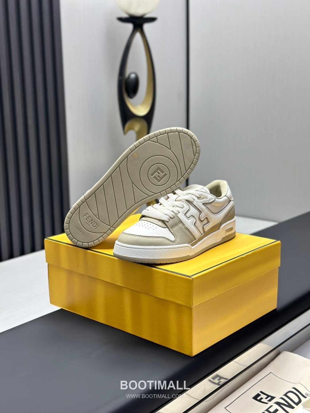 Fendi Match Suede Calfskin Leather Low Sneakers with FF Stitch Logo Embossed Sole Detail 펜디 매치 스웨이드 카프스킨 레더 로우 스니커즈 FF 스티치 로고 엠보싱 솔 디테일 3cm 6