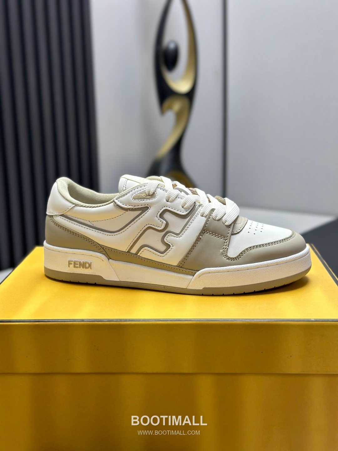 Fendi Match Suede Calfskin Leather Low Sneakers with FF Stitch Logo Embossed Sole Detail 펜디 매치 스웨이드 카프스킨 레더 로우 스니커즈 FF 스티치 로고 엠보싱 솔 디테일 3cm 9