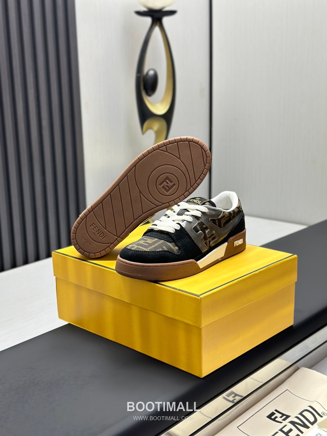 Fendi Match Suede Calfskin Leather Low Sneakers with FF Stitch Logo Embossed Sole Detail 펜디 매치 스웨이드 카프스킨 레더 로우 스니커즈 FF 스티치 로고 엠보싱 솔 디테일 3cm 6
