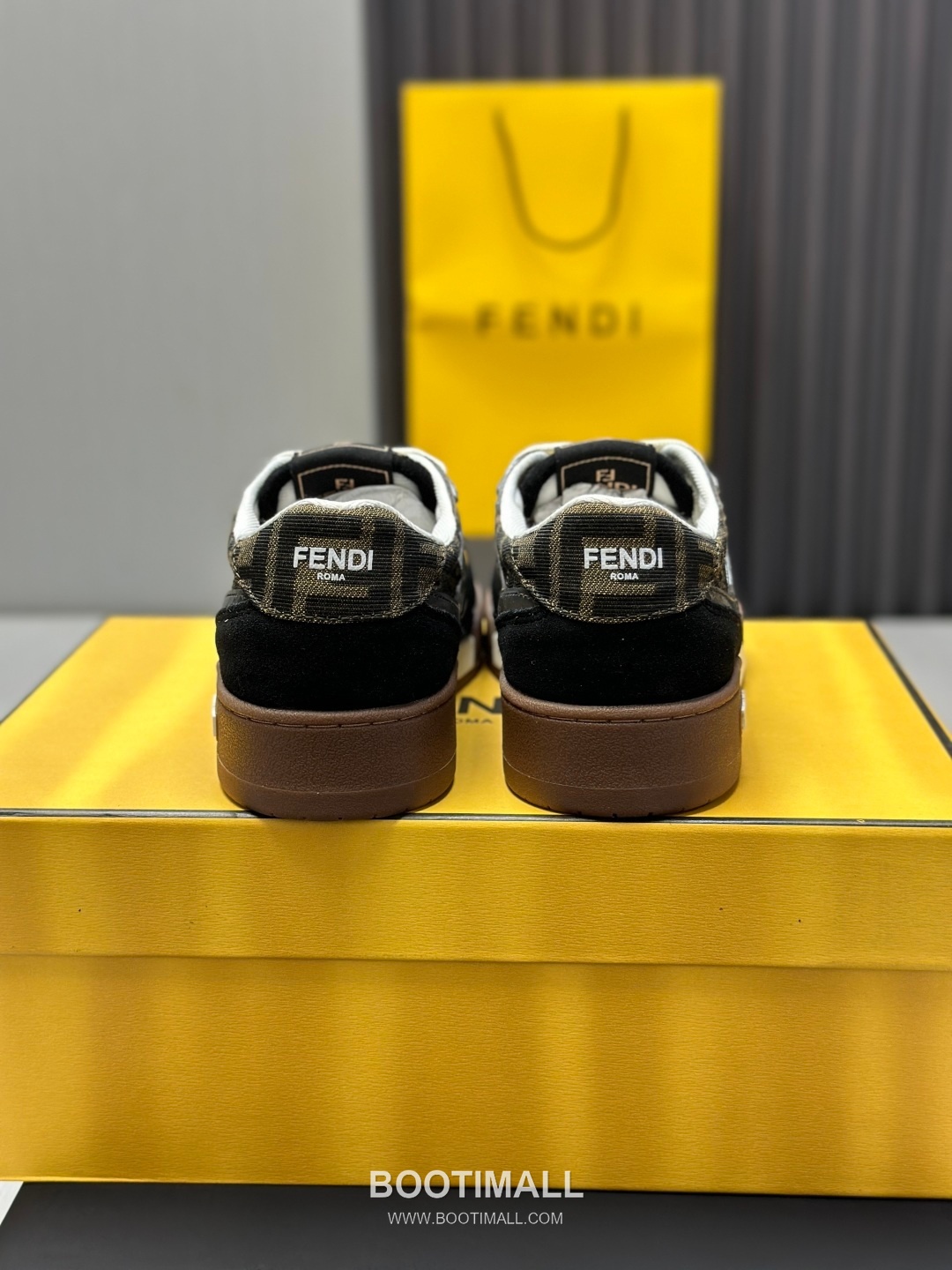 Fendi Match Suede Calfskin Leather Low Sneakers with FF Stitch Logo Embossed Sole Detail 펜디 매치 스웨이드 카프스킨 레더 로우 스니커즈 FF 스티치 로고 엠보싱 솔 디테일 3cm 7