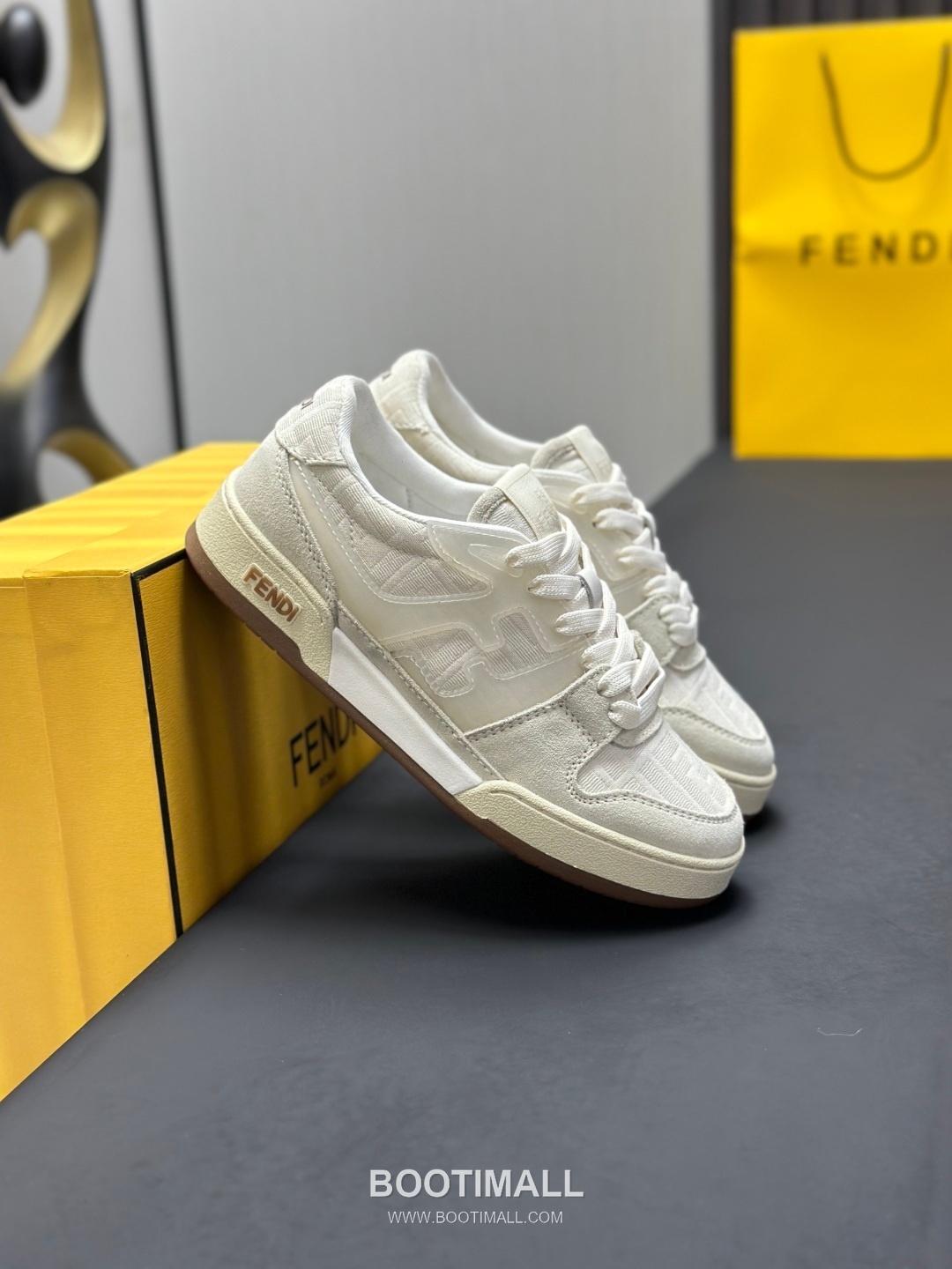 Fendi Match Suede Calfskin Leather Low Sneakers with FF Stitch Logo Embossed Sole Detail 펜디 매치 스웨이드 카프스킨 레더 로우 스니커즈 FF 스티치 로고 엠보싱 솔 디테일 3cm 4