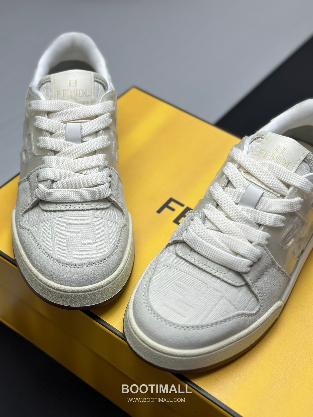 Fendi Match Suede Calfskin Leather Low Sneakers with FF Stitch Logo Embossed Sole Detail 펜디 매치 스웨이드 카프스킨 레더 로우 스니커즈 FF 스티치 로고 엠보싱 솔 디테일 3cm 6