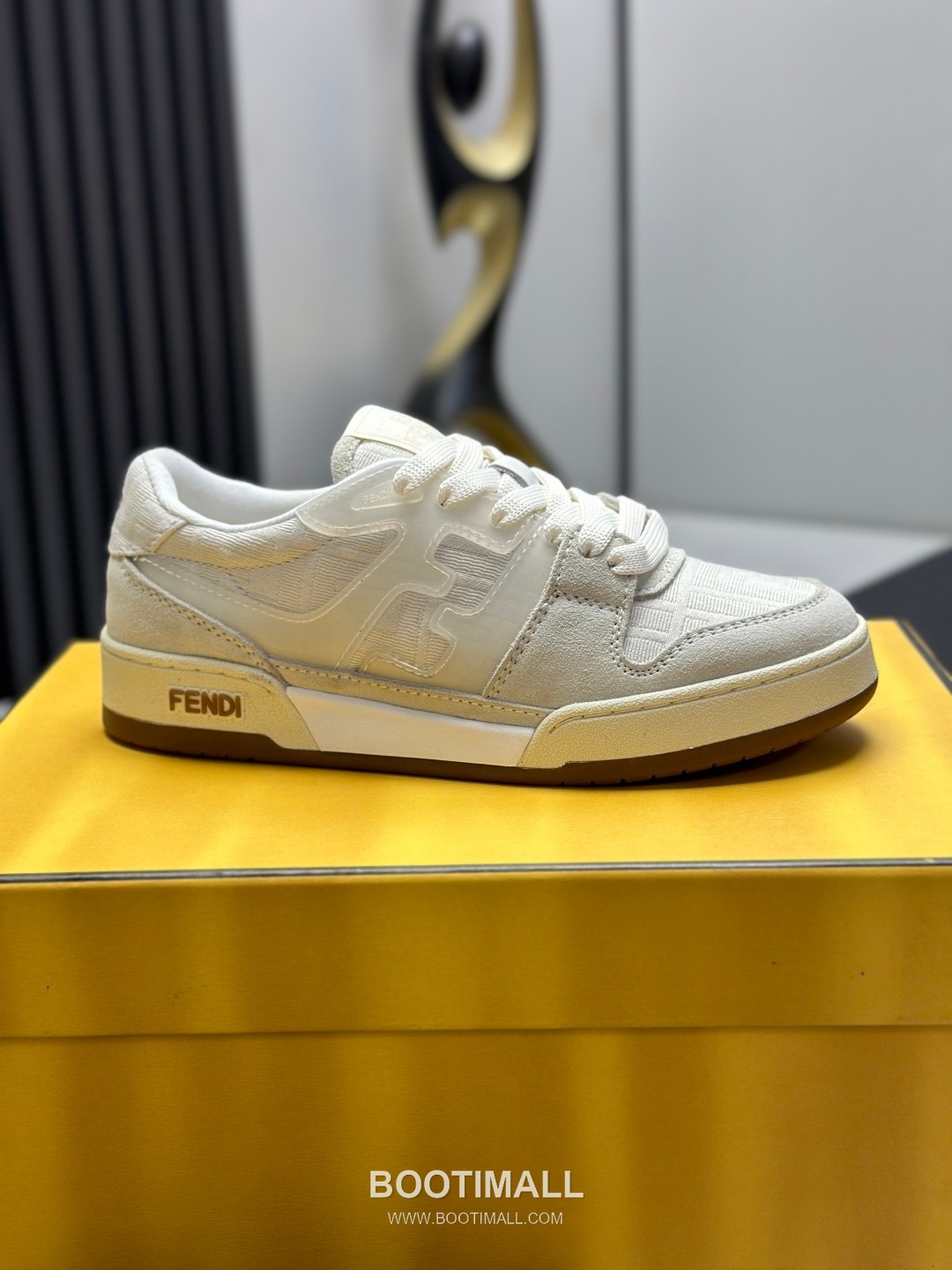 Fendi Match Suede Calfskin Leather Low Sneakers with FF Stitch Logo Embossed Sole Detail 펜디 매치 스웨이드 카프스킨 레더 로우 스니커즈 FF 스티치 로고 엠보싱 솔 디테일 3cm 9