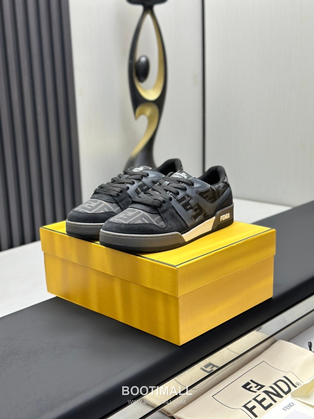 Fendi Match Suede Calfskin Leather Low Sneakers with FF Stitch Logo Embossed Sole Detail 펜디 매치 스웨이드 카프스킨 레더 로우 스니커즈 FF 스티치 로고 엠보싱 솔 디테일 3cm 1