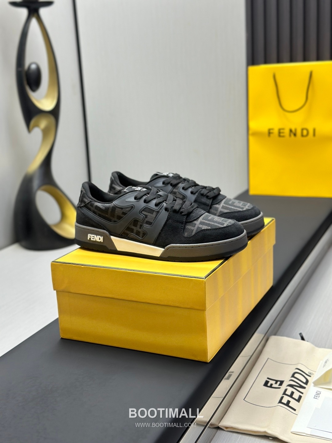 Fendi Match Suede Calfskin Leather Low Sneakers with FF Stitch Logo Embossed Sole Detail 펜디 매치 스웨이드 카프스킨 레더 로우 스니커즈 FF 스티치 로고 엠보싱 솔 디테일 3cm 2