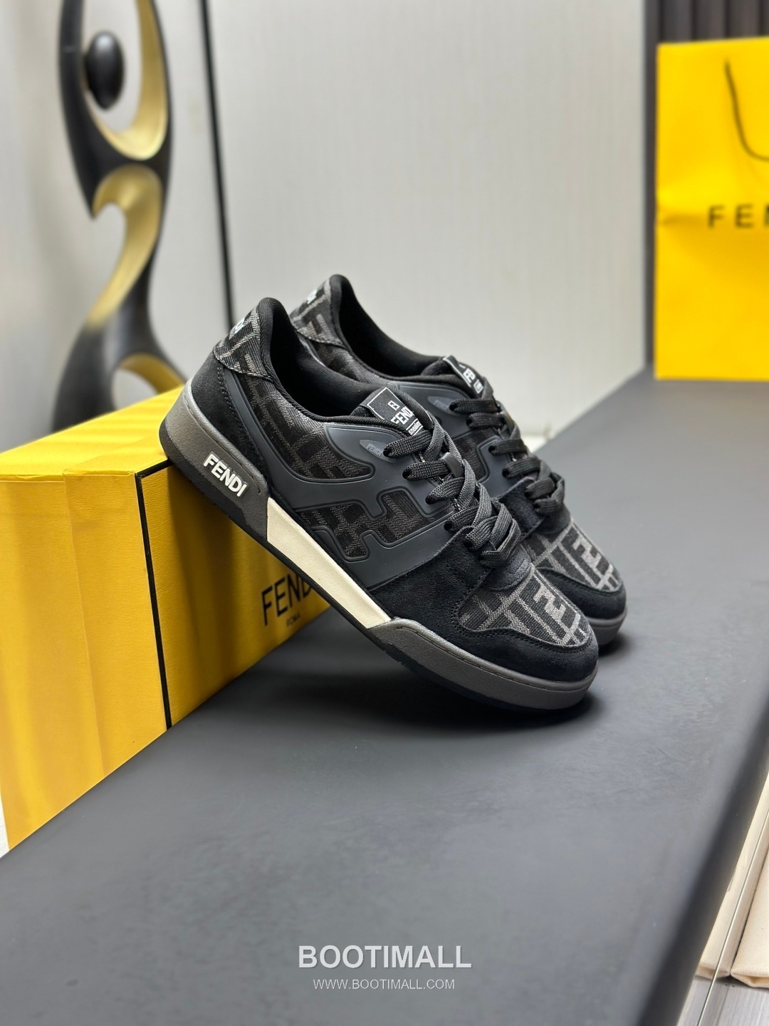 Fendi Match Suede Calfskin Leather Low Sneakers with FF Stitch Logo Embossed Sole Detail 펜디 매치 스웨이드 카프스킨 레더 로우 스니커즈 FF 스티치 로고 엠보싱 솔 디테일 3cm 4
