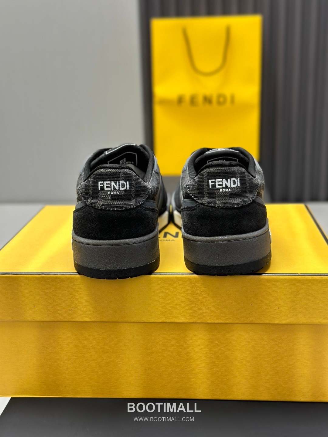 Fendi Match Suede Calfskin Leather Low Sneakers with FF Stitch Logo Embossed Sole Detail 펜디 매치 스웨이드 카프스킨 레더 로우 스니커즈 FF 스티치 로고 엠보싱 솔 디테일 3cm 6