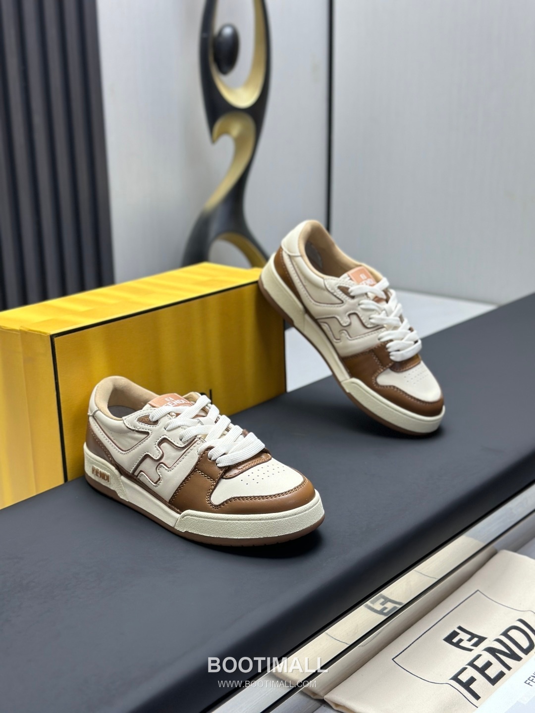 Fendi Match Suede Calfskin Leather Low Sneakers with FF Stitch Logo Embossed Sole Detail 펜디 매치 스웨이드 카프스킨 레더 로우 스니커즈 FF 스티치 로고 엠보싱 솔 디테일 3cm 3