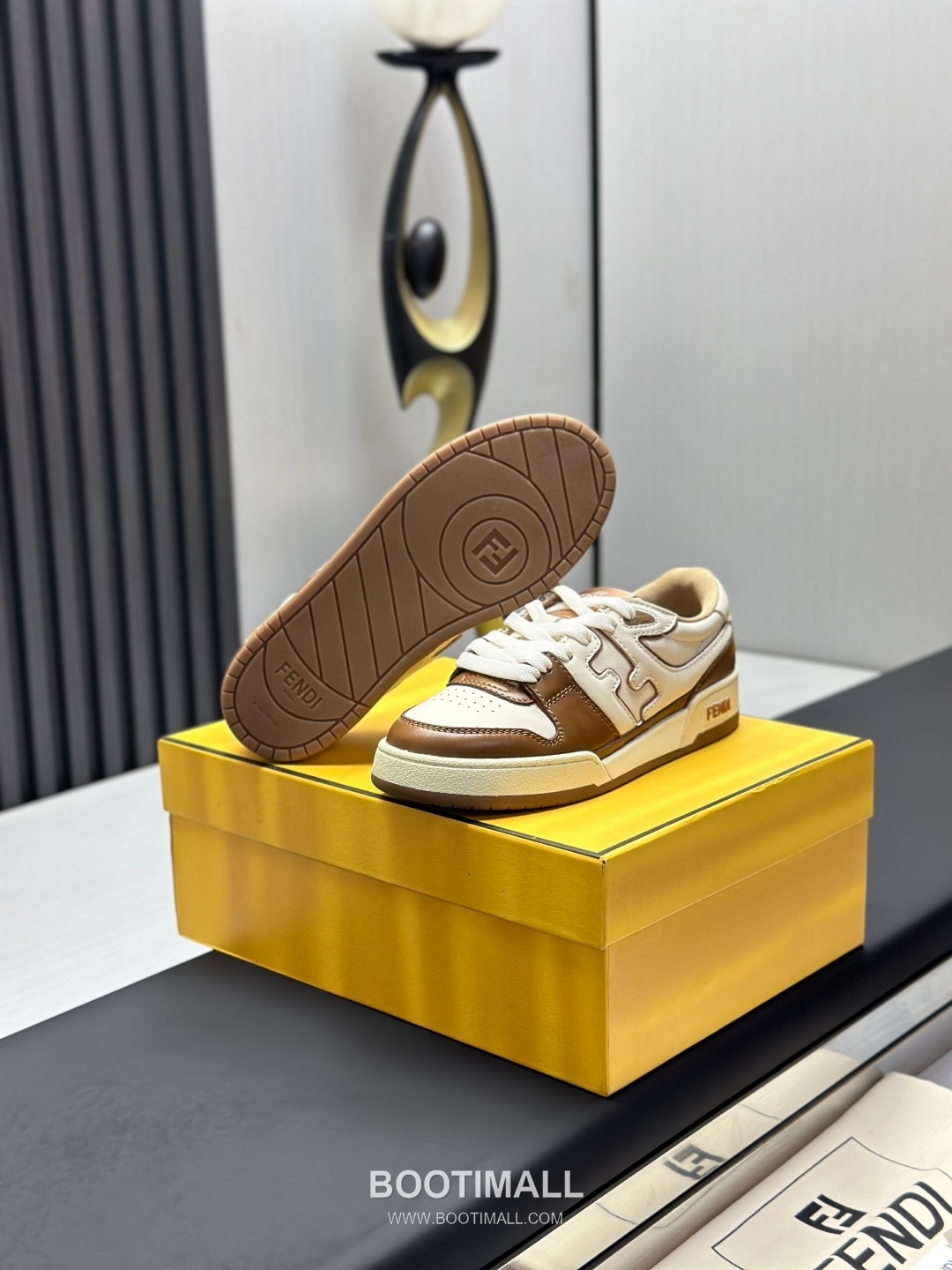 Fendi Match Suede Calfskin Leather Low Sneakers with FF Stitch Logo Embossed Sole Detail 펜디 매치 스웨이드 카프스킨 레더 로우 스니커즈 FF 스티치 로고 엠보싱 솔 디테일 3cm 6