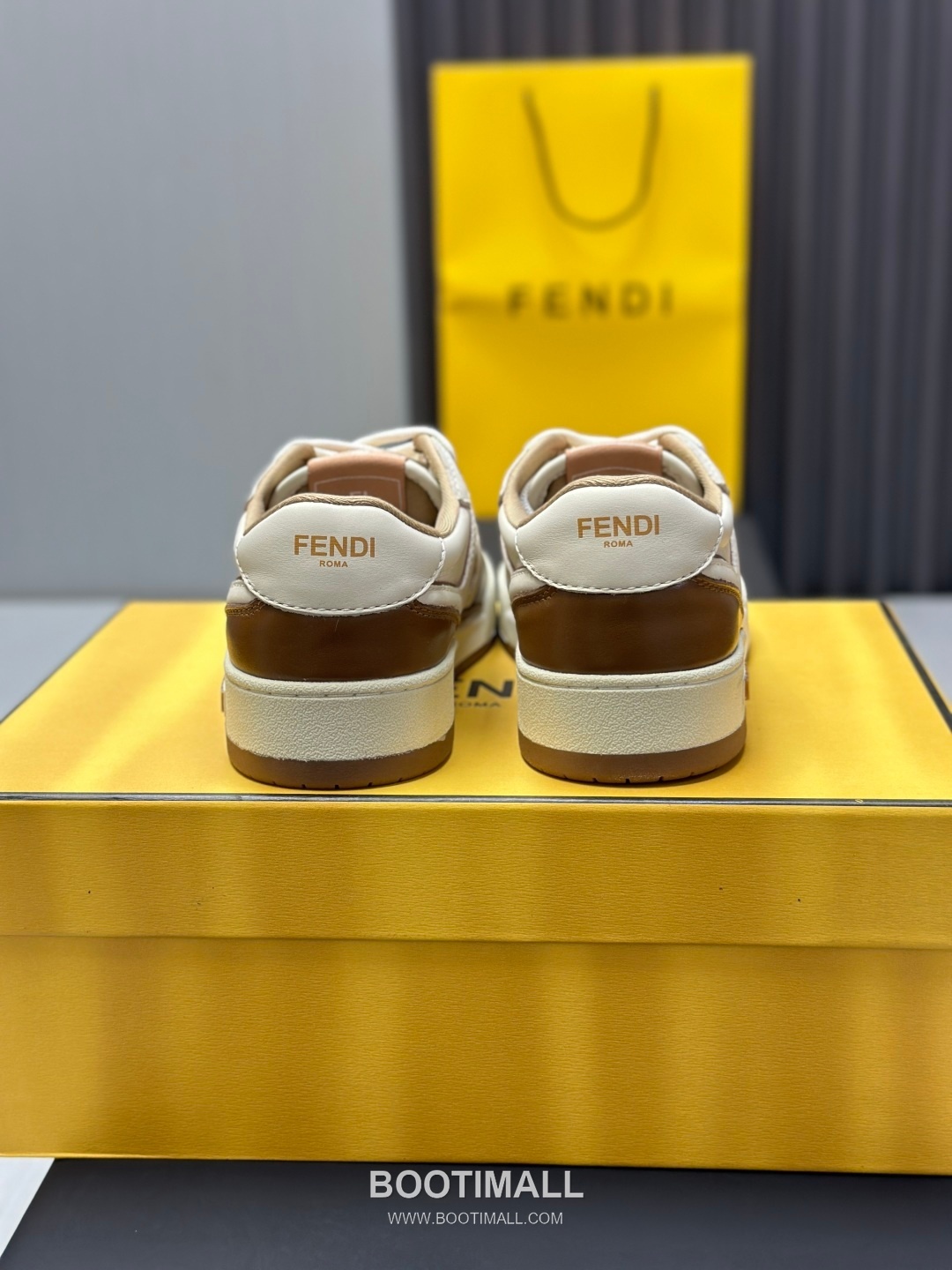 Fendi Match Suede Calfskin Leather Low Sneakers with FF Stitch Logo Embossed Sole Detail 펜디 매치 스웨이드 카프스킨 레더 로우 스니커즈 FF 스티치 로고 엠보싱 솔 디테일 3cm 7