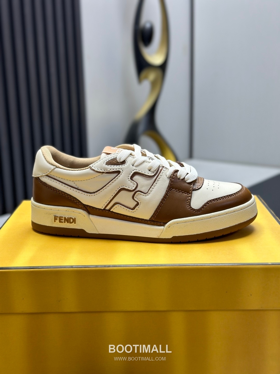 Fendi Match Suede Calfskin Leather Low Sneakers with FF Stitch Logo Embossed Sole Detail 펜디 매치 스웨이드 카프스킨 레더 로우 스니커즈 FF 스티치 로고 엠보싱 솔 디테일 3cm 9