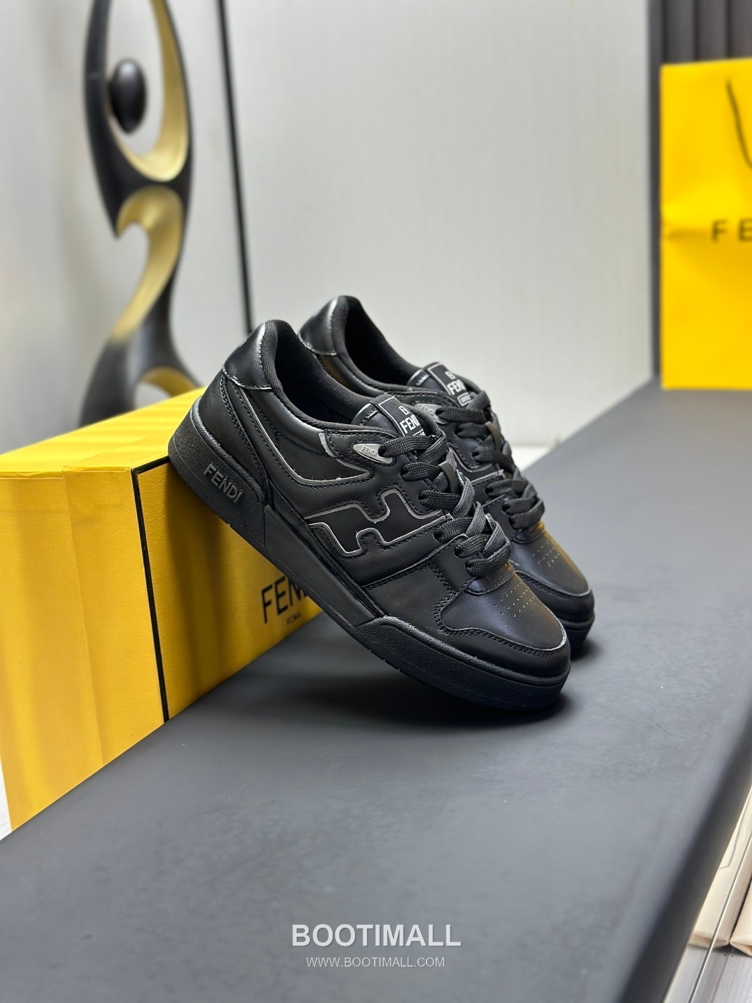 Fendi Match Suede Calfskin Leather Low Sneakers with FF Stitch Logo Embossed Sole Detail 펜디 매치 스웨이드 카프스킨 레더 로우 스니커즈 FF 스티치 로고 엠보싱 솔 디테일 3cm 4