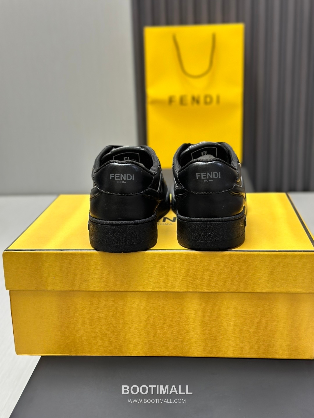 Fendi Match Suede Calfskin Leather Low Sneakers with FF Stitch Logo Embossed Sole Detail 펜디 매치 스웨이드 카프스킨 레더 로우 스니커즈 FF 스티치 로고 엠보싱 솔 디테일 3cm 6