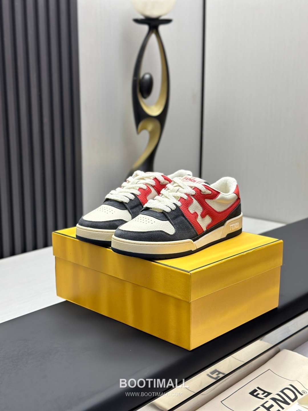 Fendi Match Suede Calfskin Leather Low Sneakers with FF Stitch Logo Embossed Sole Detail 펜디 매치 스웨이드 카프스킨 레더 로우 스니커즈 FF 스티치 로고 엠보싱 솔 디테일 3cm 1