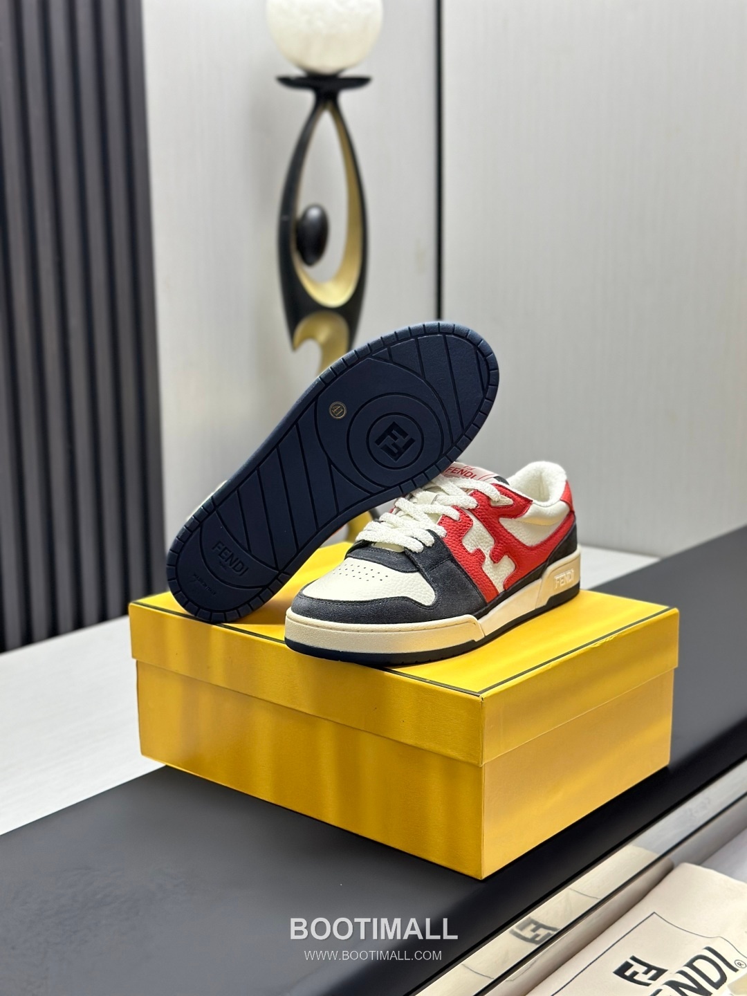 Fendi Match Suede Calfskin Leather Low Sneakers with FF Stitch Logo Embossed Sole Detail 펜디 매치 스웨이드 카프스킨 레더 로우 스니커즈 FF 스티치 로고 엠보싱 솔 디테일 3cm 6