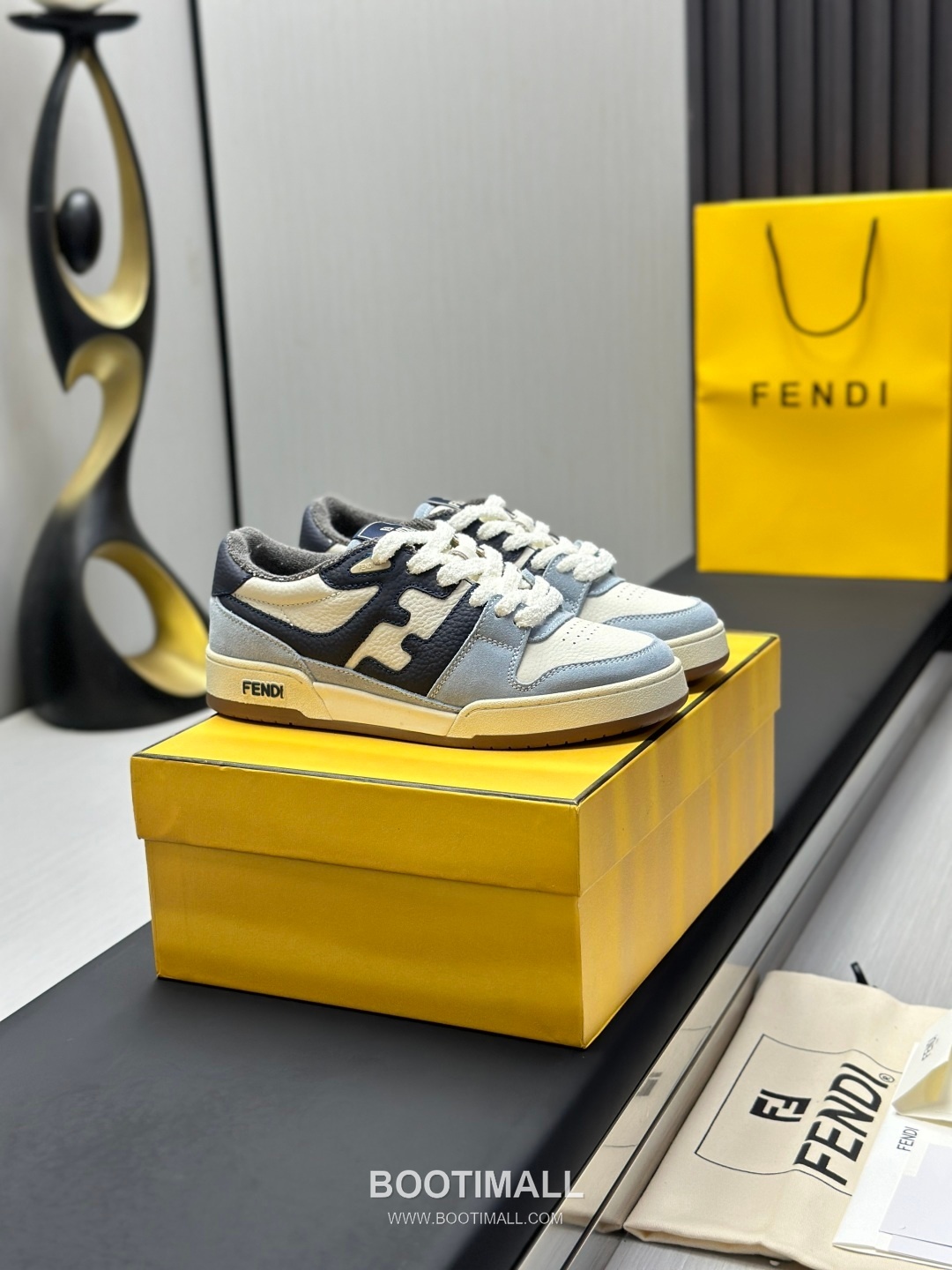 Fendi Match Suede Calfskin Leather Low Sneakers with FF Stitch Logo Embossed Sole Detail 펜디 매치 스웨이드 카프스킨 레더 로우 스니커즈 FF 스티치 로고 엠보싱 솔 디테일 3cm 2
