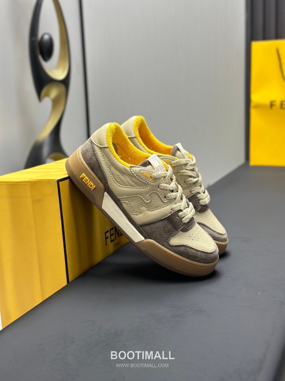 Fendi Match Suede Calfskin Leather Low Sneakers with FF Stitch Logo Embossed Sole Detail 펜디 매치 스웨이드 카프스킨 레더 로우 스니커즈 FF 스티치 로고 엠보싱 솔 디테일 3cm 4