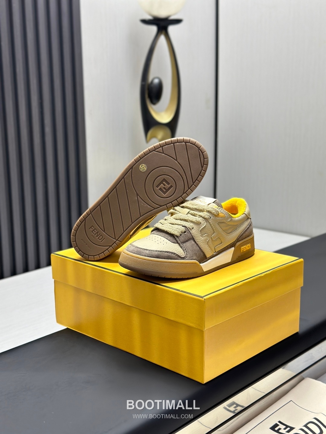 Fendi Match Suede Calfskin Leather Low Sneakers with FF Stitch Logo Embossed Sole Detail 펜디 매치 스웨이드 카프스킨 레더 로우 스니커즈 FF 스티치 로고 엠보싱 솔 디테일 3cm 6