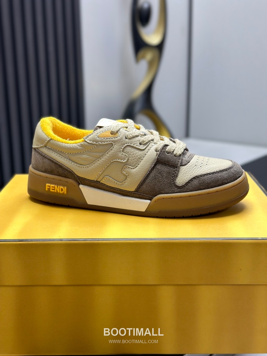 Fendi Match Suede Calfskin Leather Low Sneakers with FF Stitch Logo Embossed Sole Detail 펜디 매치 스웨이드 카프스킨 레더 로우 스니커즈 FF 스티치 로고 엠보싱 솔 디테일 3cm 9