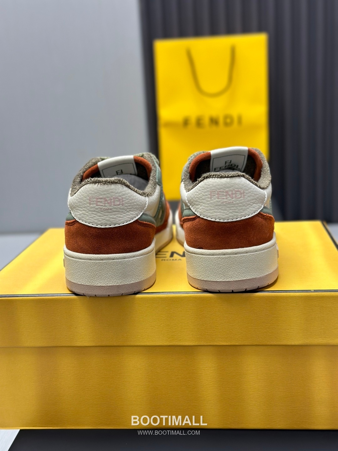 Fendi Match Suede Calfskin Leather Low Sneakers with FF Stitch Logo Embossed Sole Detail 펜디 매치 스웨이드 카프스킨 레더 로우 스니커즈 FF 스티치 로고 엠보싱 솔 디테일 3cm 7