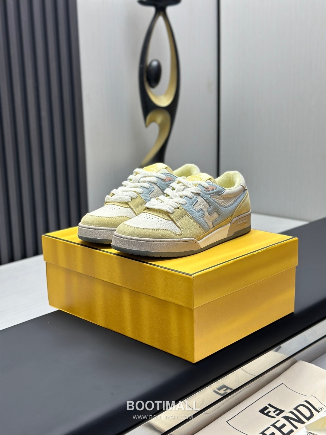 Fendi Match Suede Calfskin Leather Low Sneakers with FF Stitch Logo Embossed Sole Detail 펜디 매치 스웨이드 카프스킨 레더 로우 스니커즈 FF 스티치 로고 엠보싱 솔 디테일 3cm 1